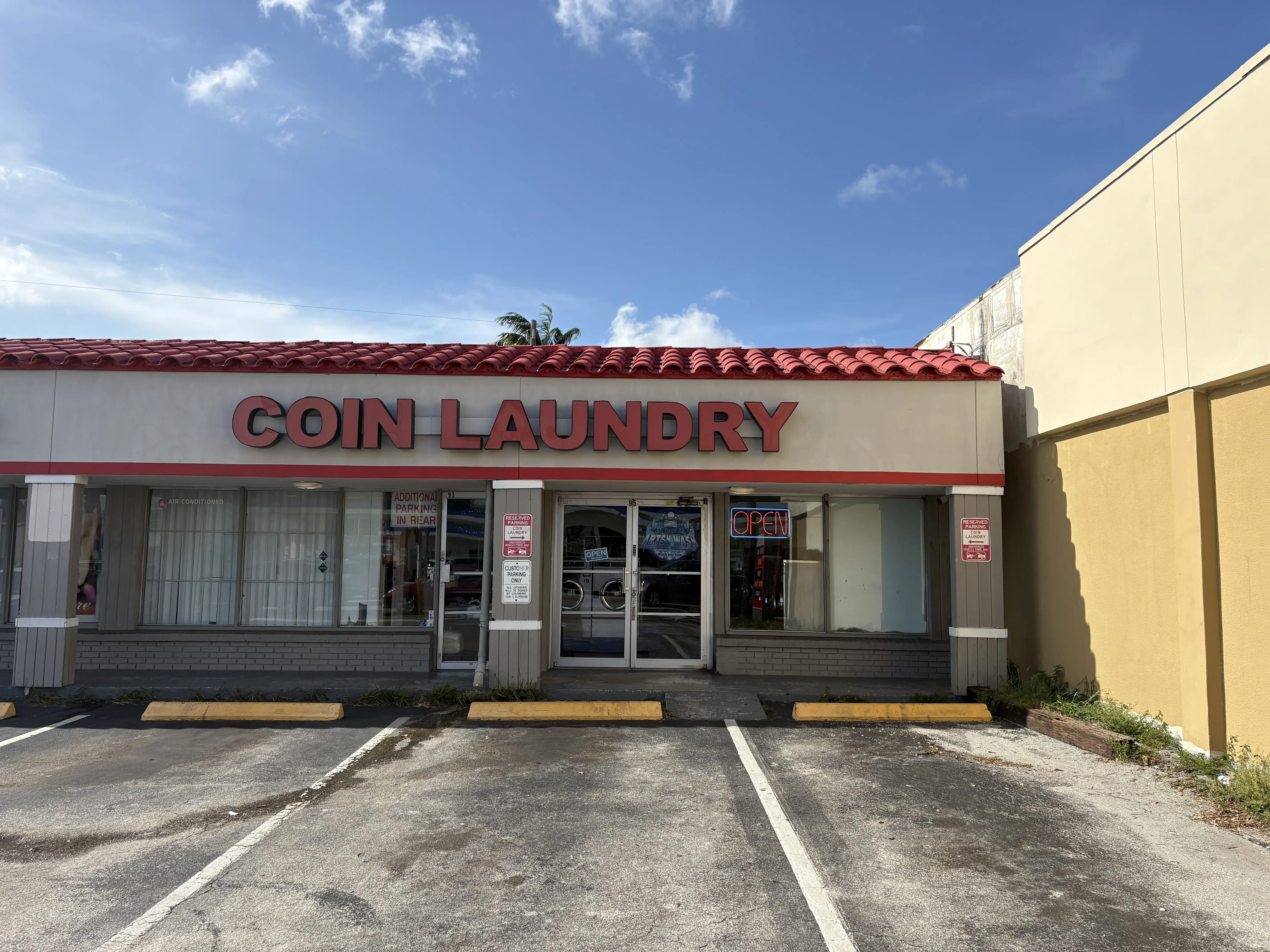 Artsy Wash Coin Laundry location