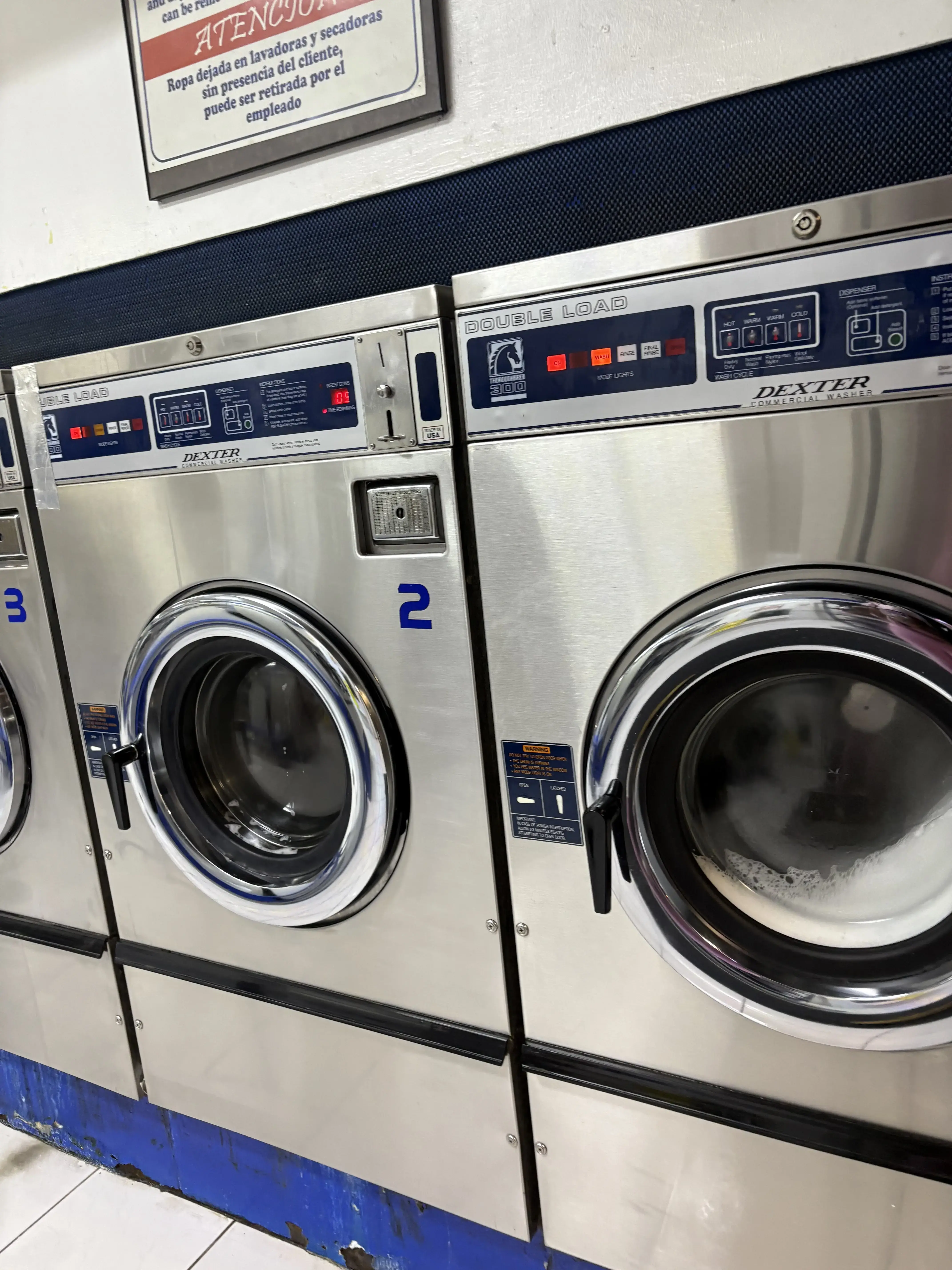 Artsy Wash Coin Laundry - Image 4