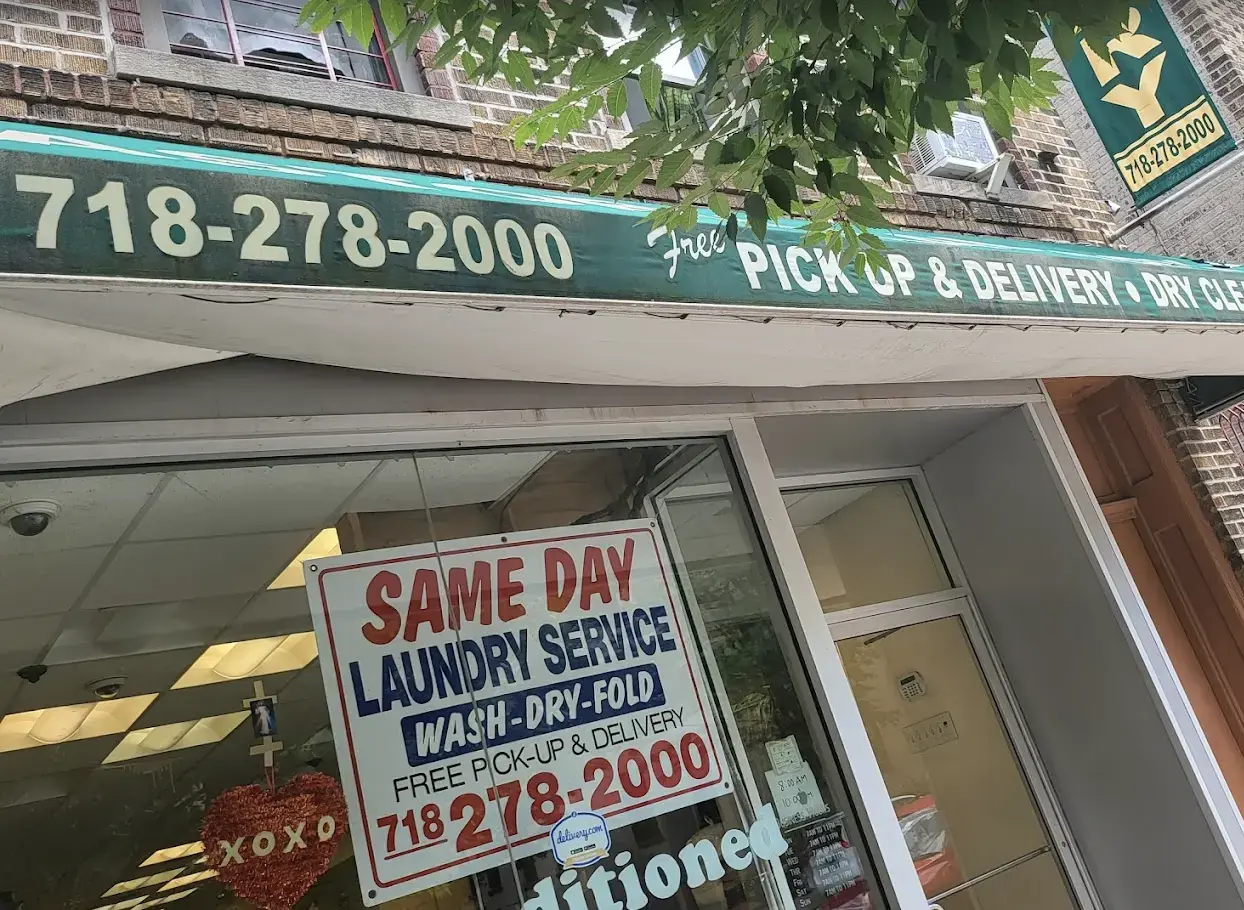 Astoria Laundromat & Cleaners - Image 12