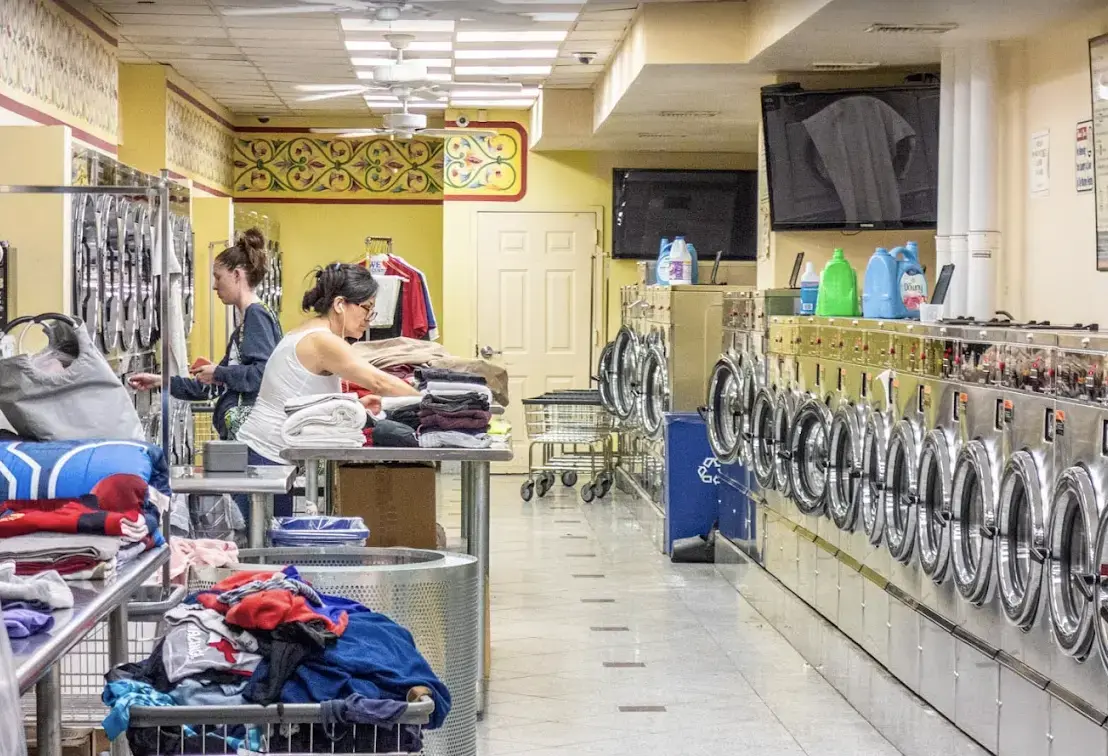 Astoria Laundromat & Cleaners location