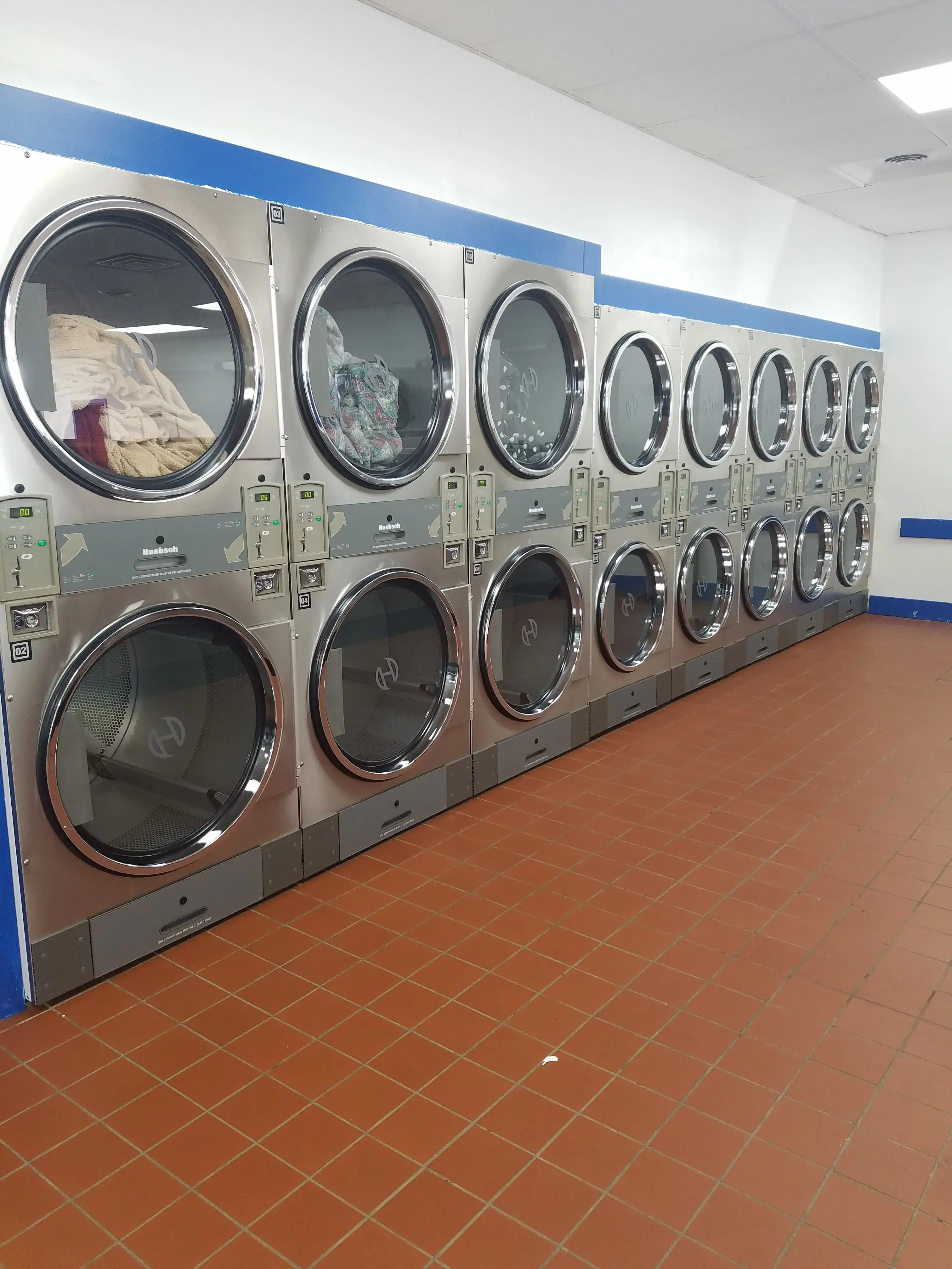 At Your Service Coin Laundry - Airway thumbnail 3