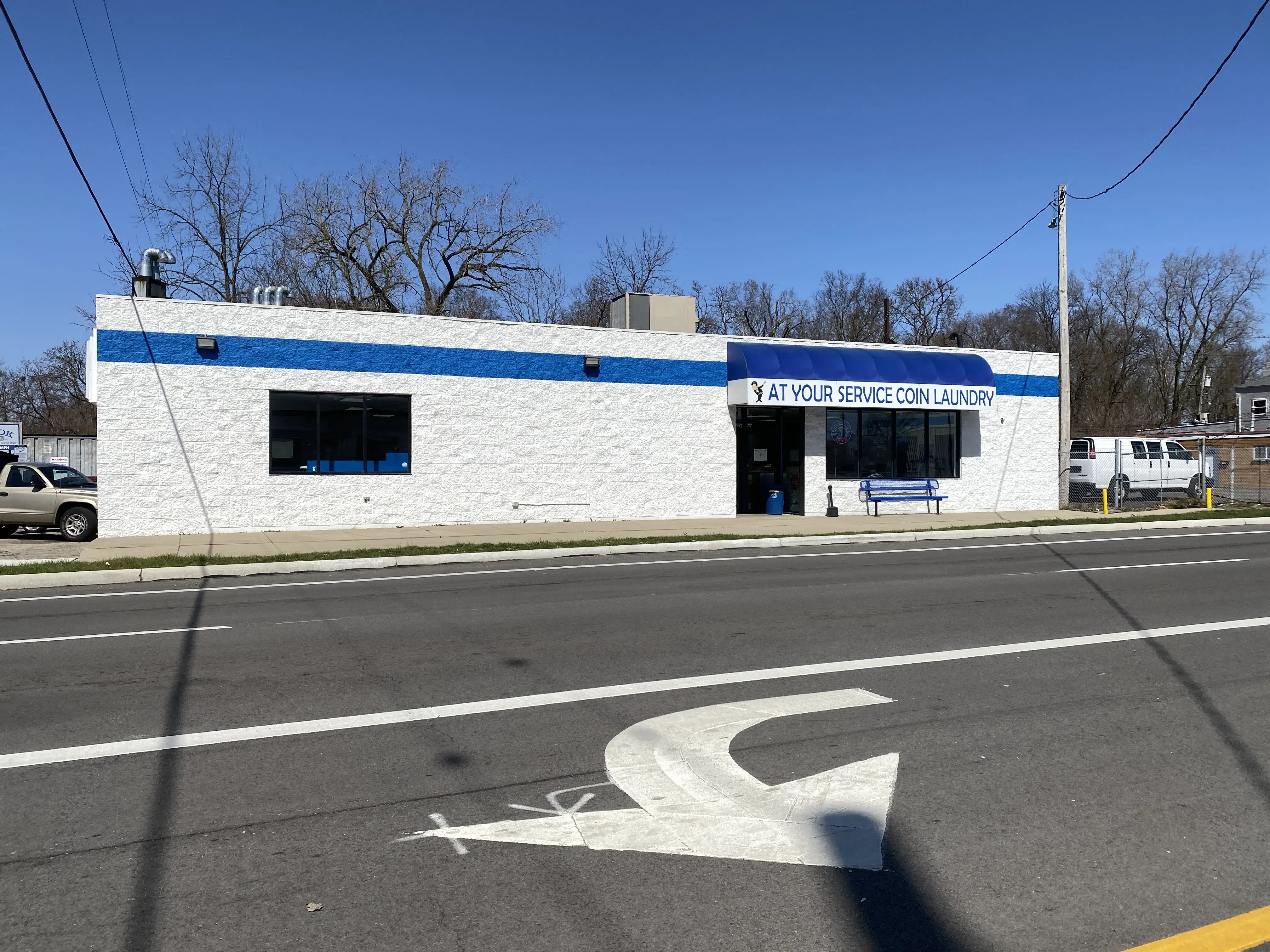 At Your Service Coin Laundry - Airway - Image 11