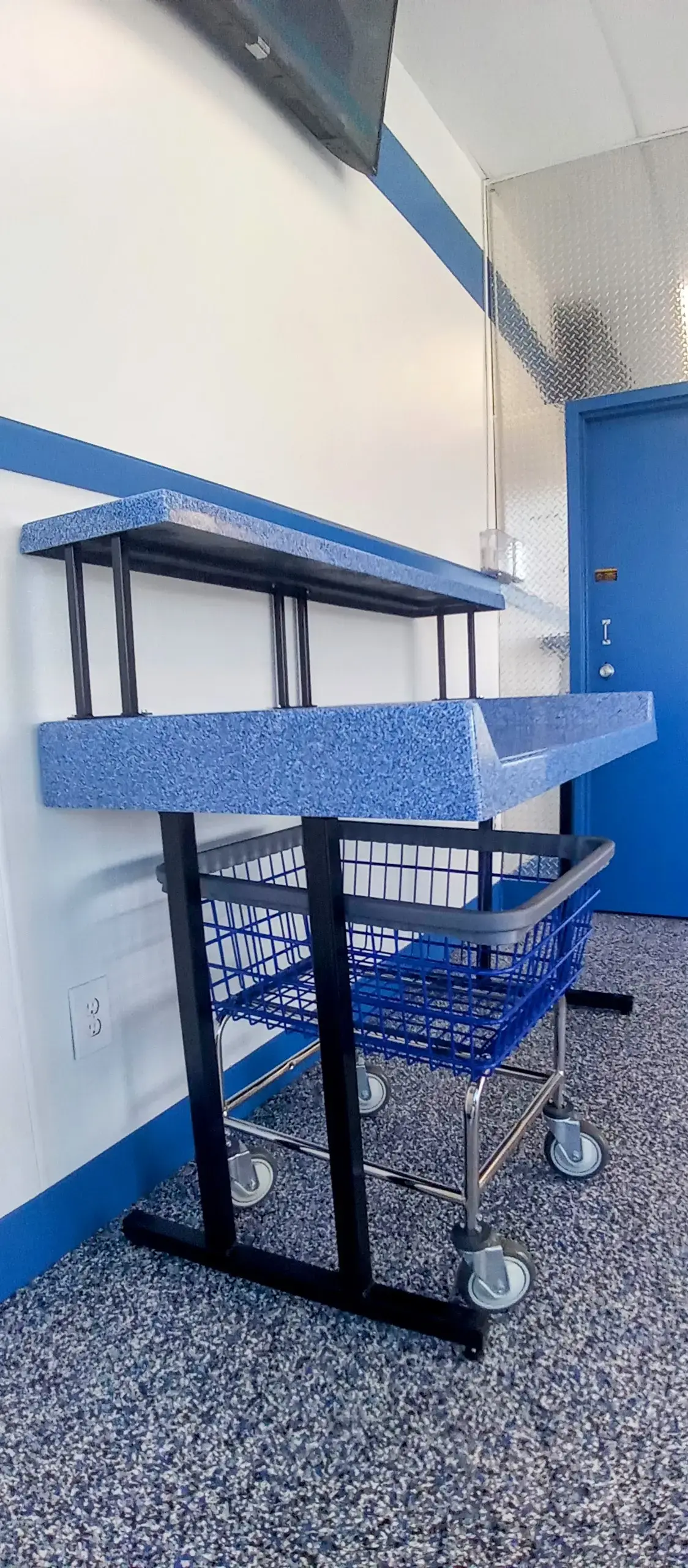 At Your Service Coin Laundry - Kettering thumbnail 8