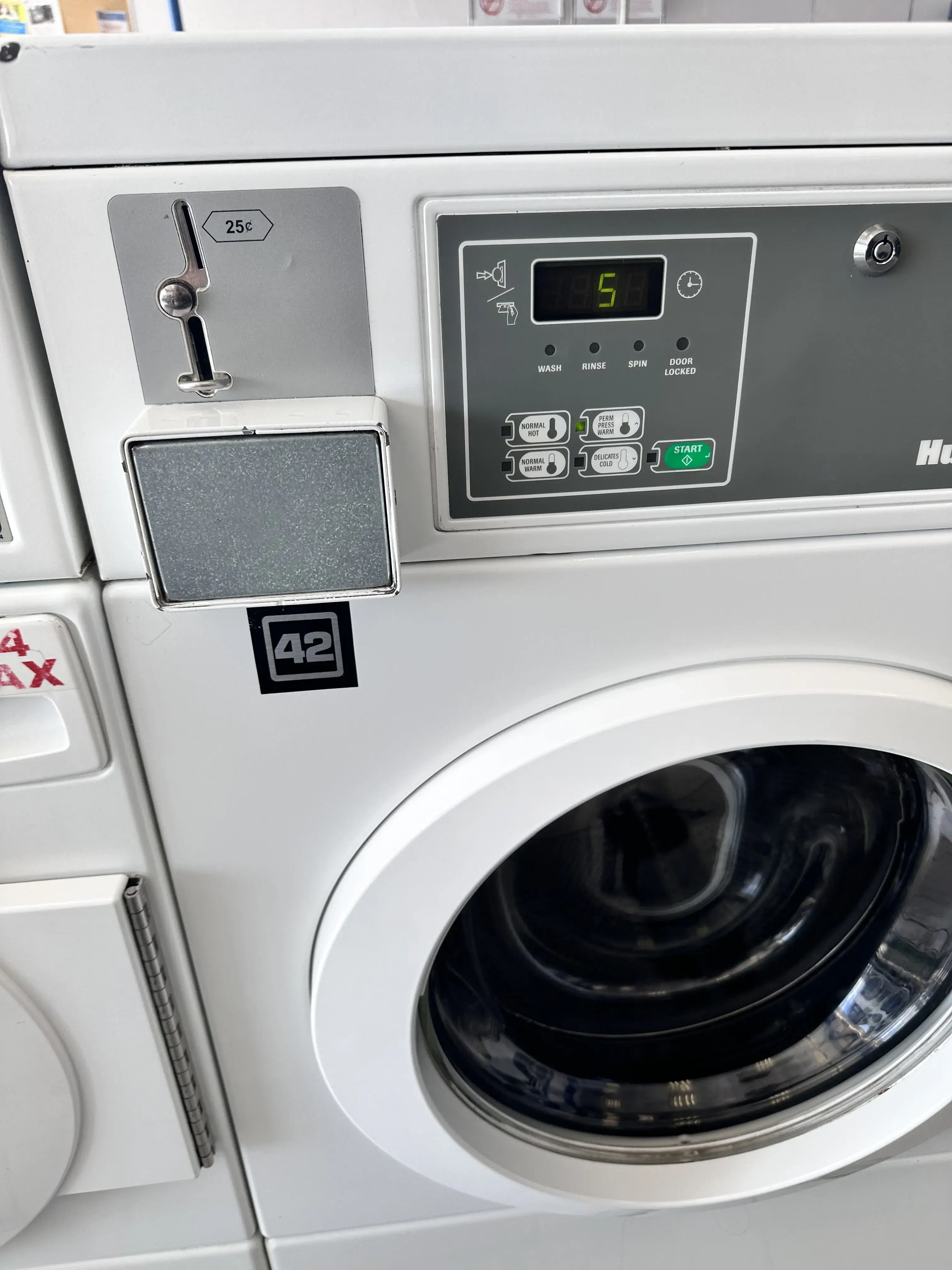 At Your Service Coin Laundry - Linden thumbnail 14