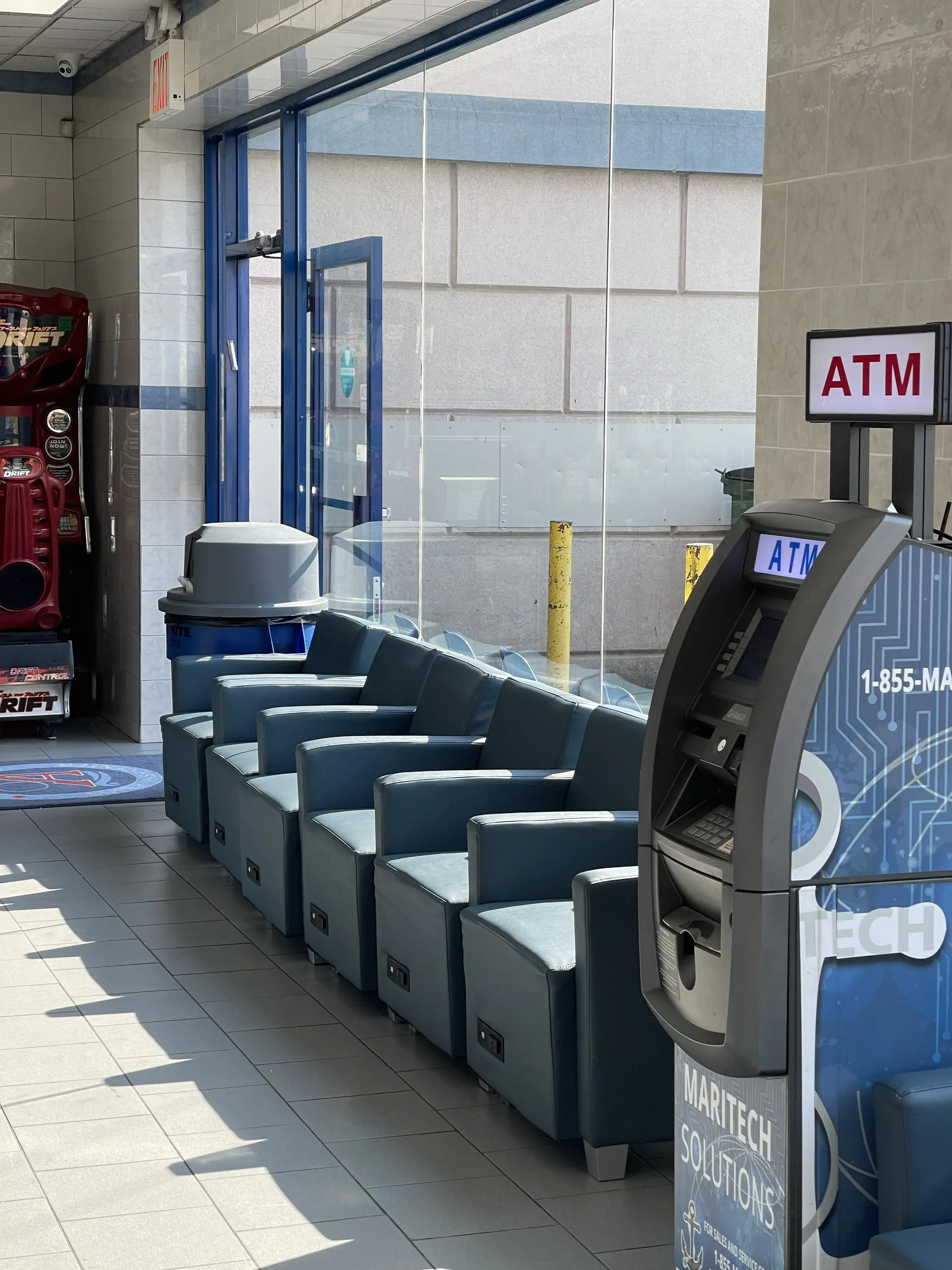 Atlantis Super Wash Laundromat thumbnail 10