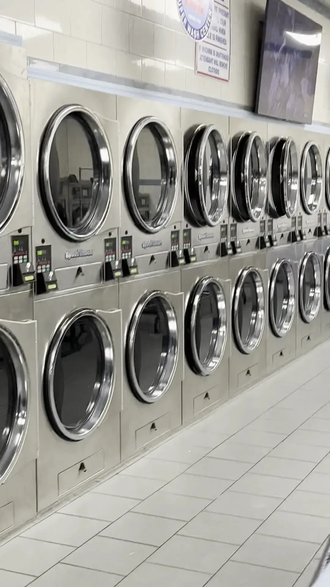 Atlantis Super Wash Laundromat thumbnail 20