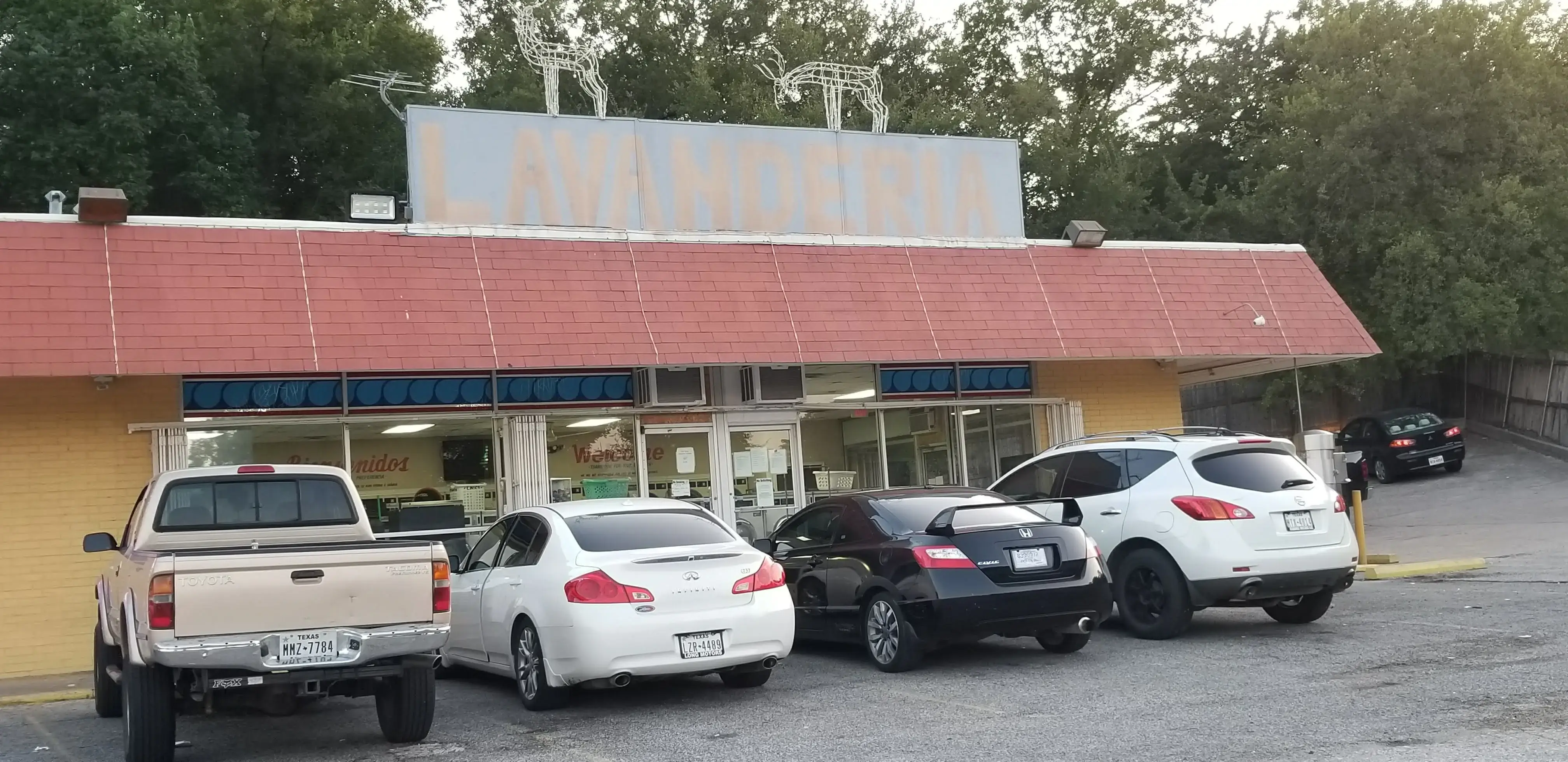 ATX Laundry - Image 8