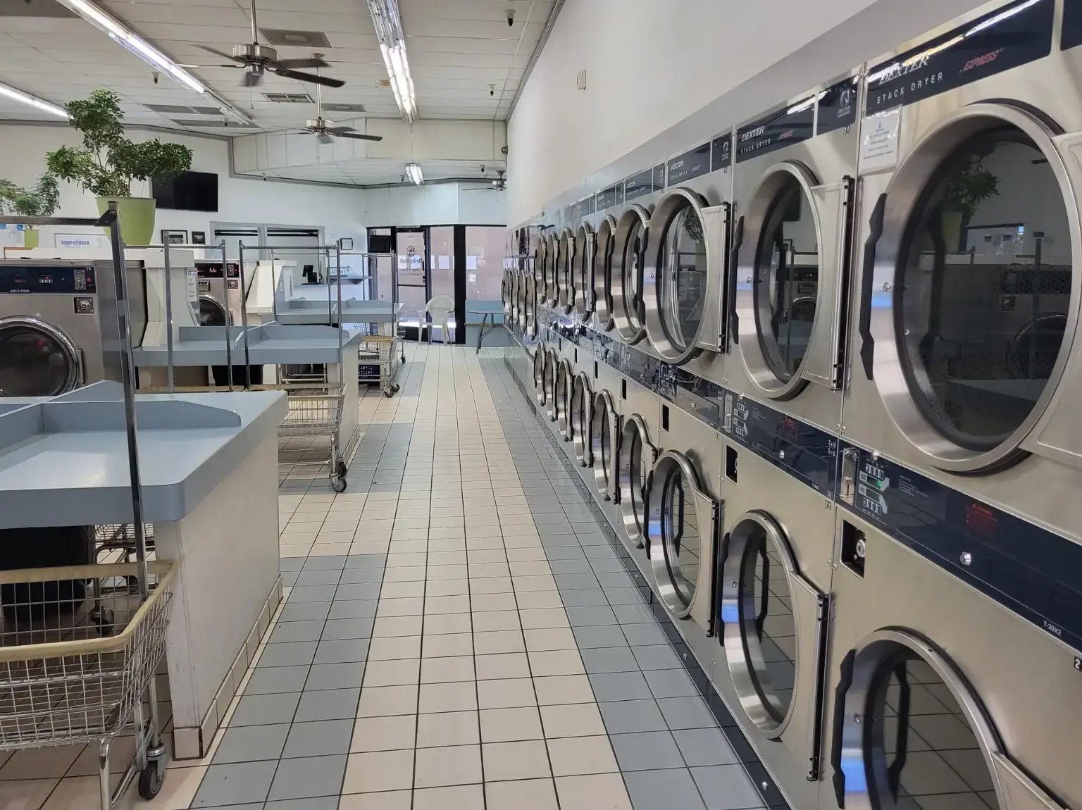 Auburn Thrifty Wash & Dry Clean - Image 1