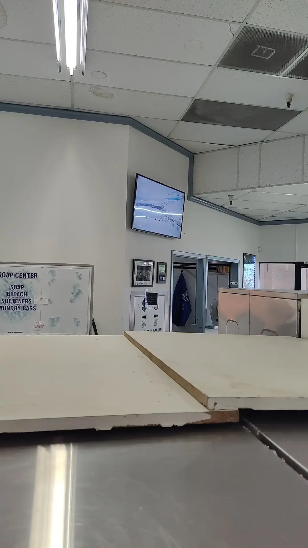 Auburn Thrifty Wash & Dry Clean thumbnail 16