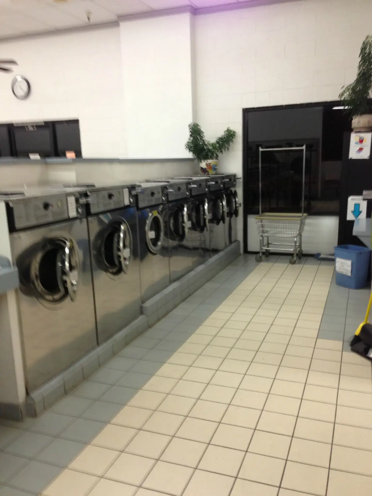 Auburn Thrifty Wash & Dry Clean thumbnail 18