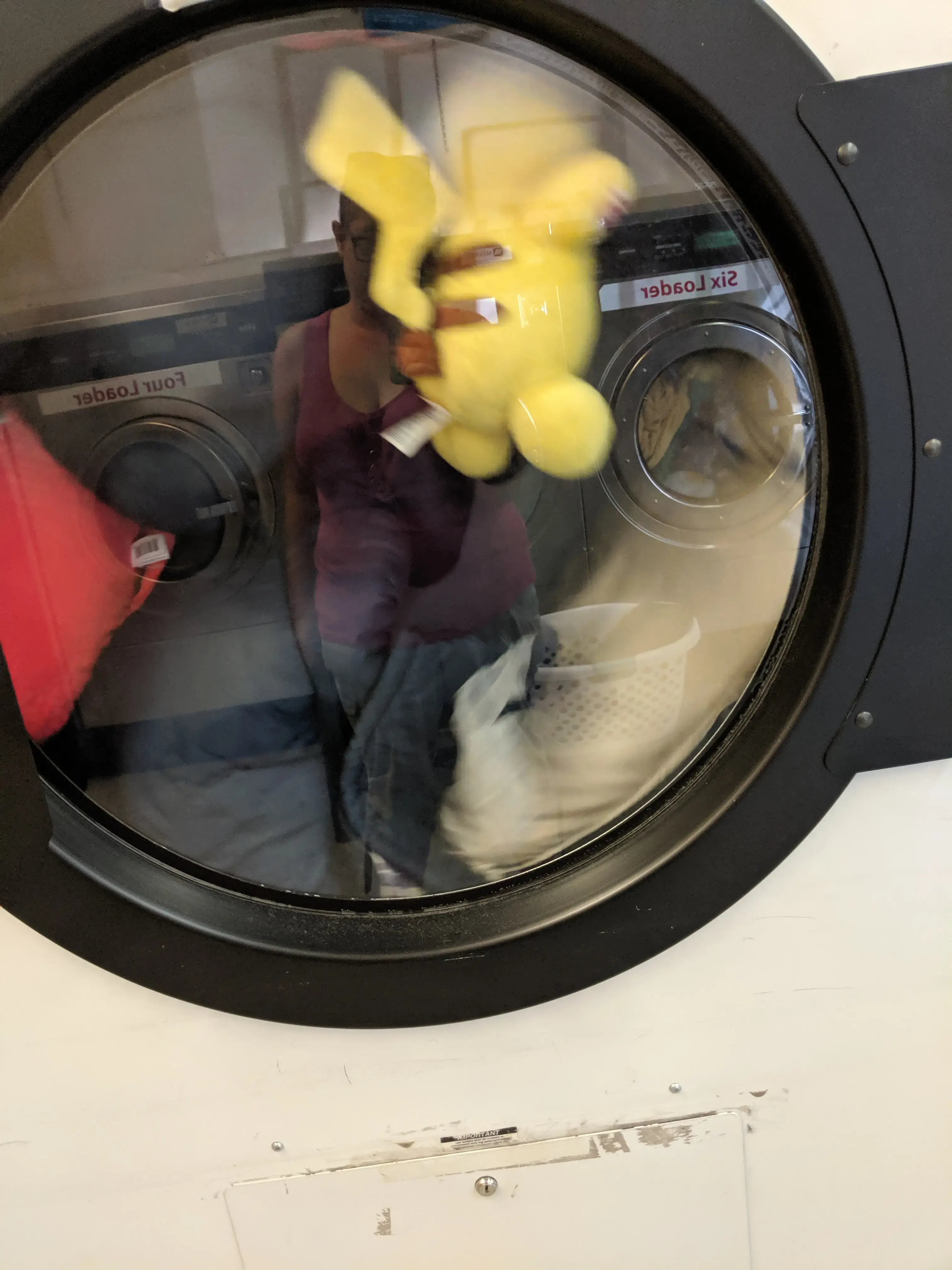 Aurora Clean Express Laundromat - Image 6