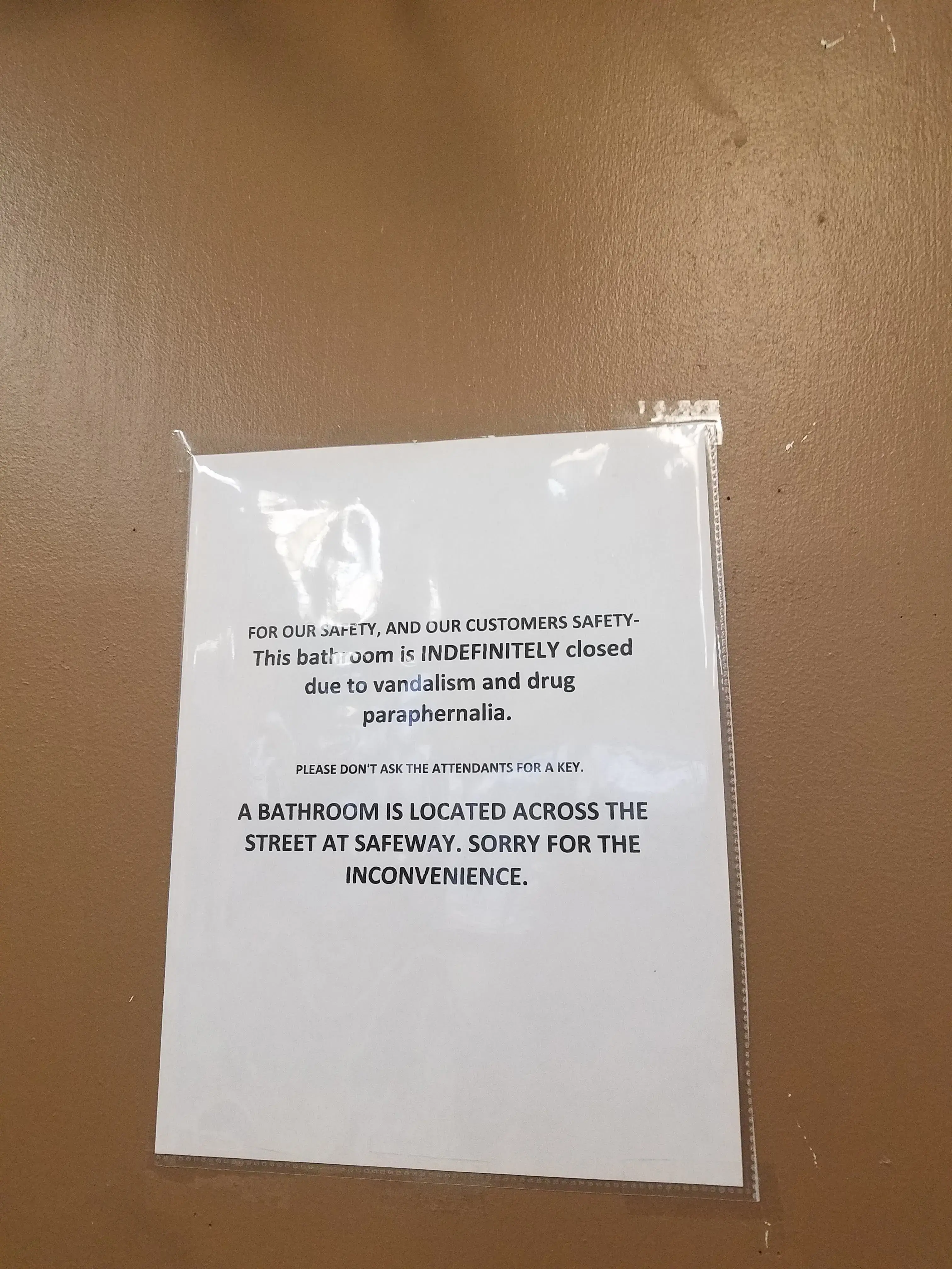 Aurora Clean Express Laundromat thumbnail 8