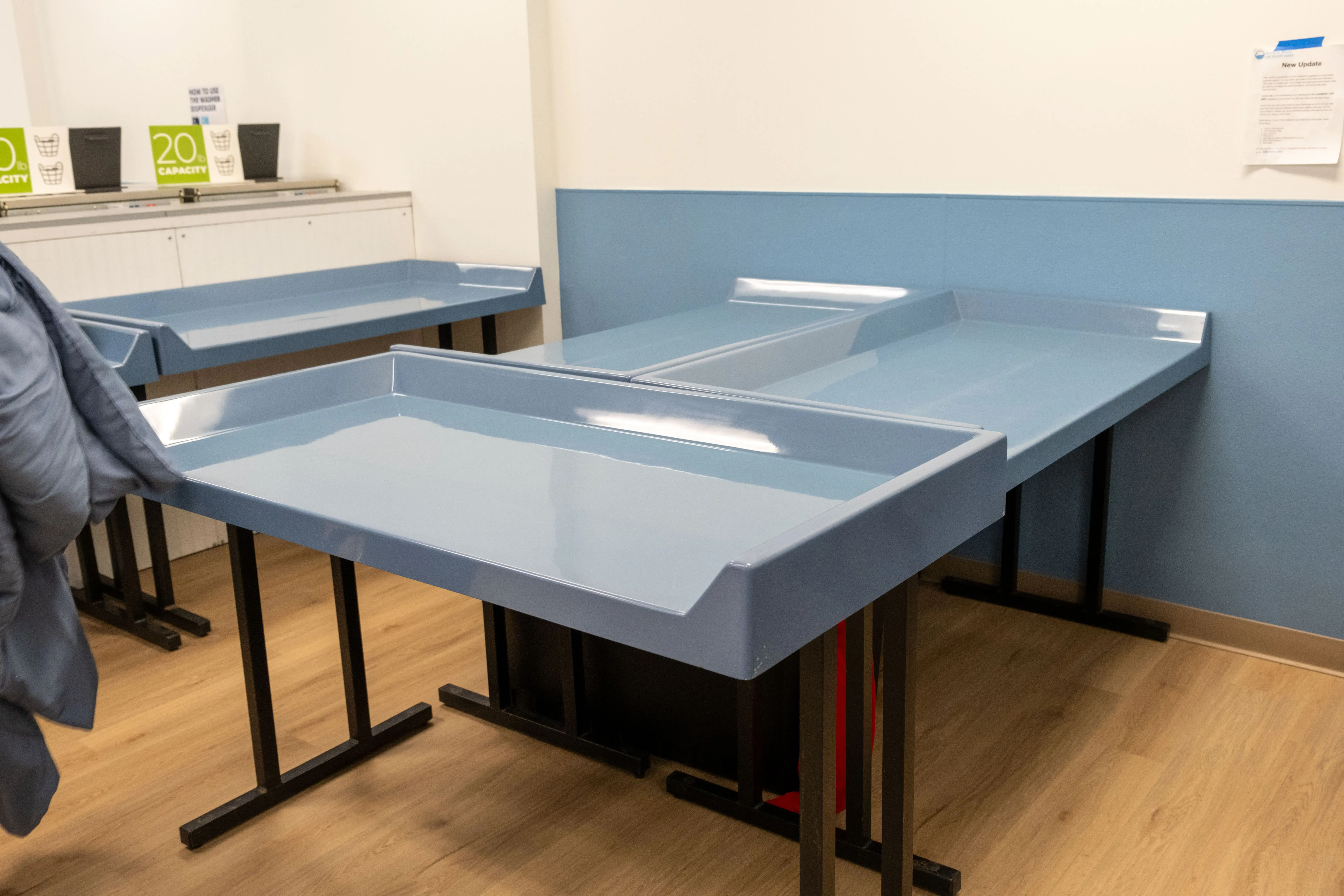 Aurora Road Laundromat - Image 3