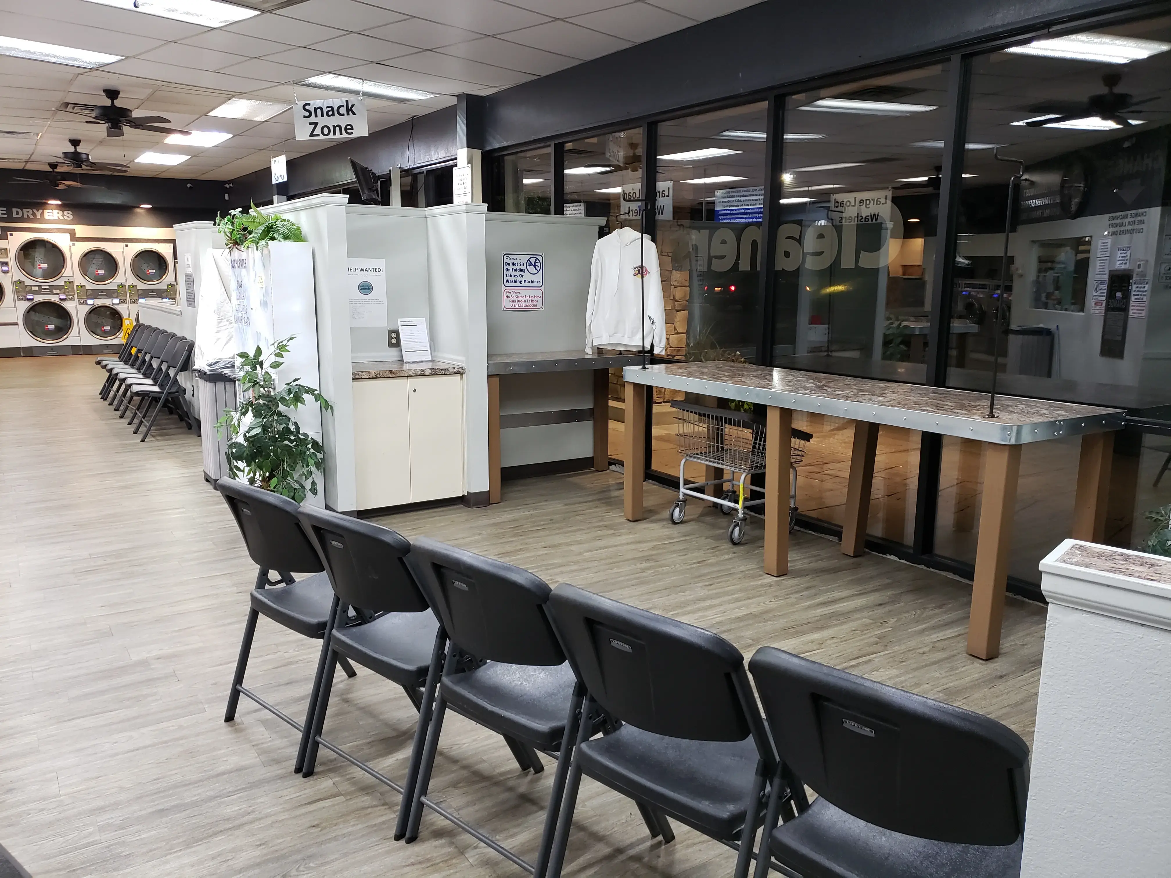 Austin Bluffs Laundry - Image 3