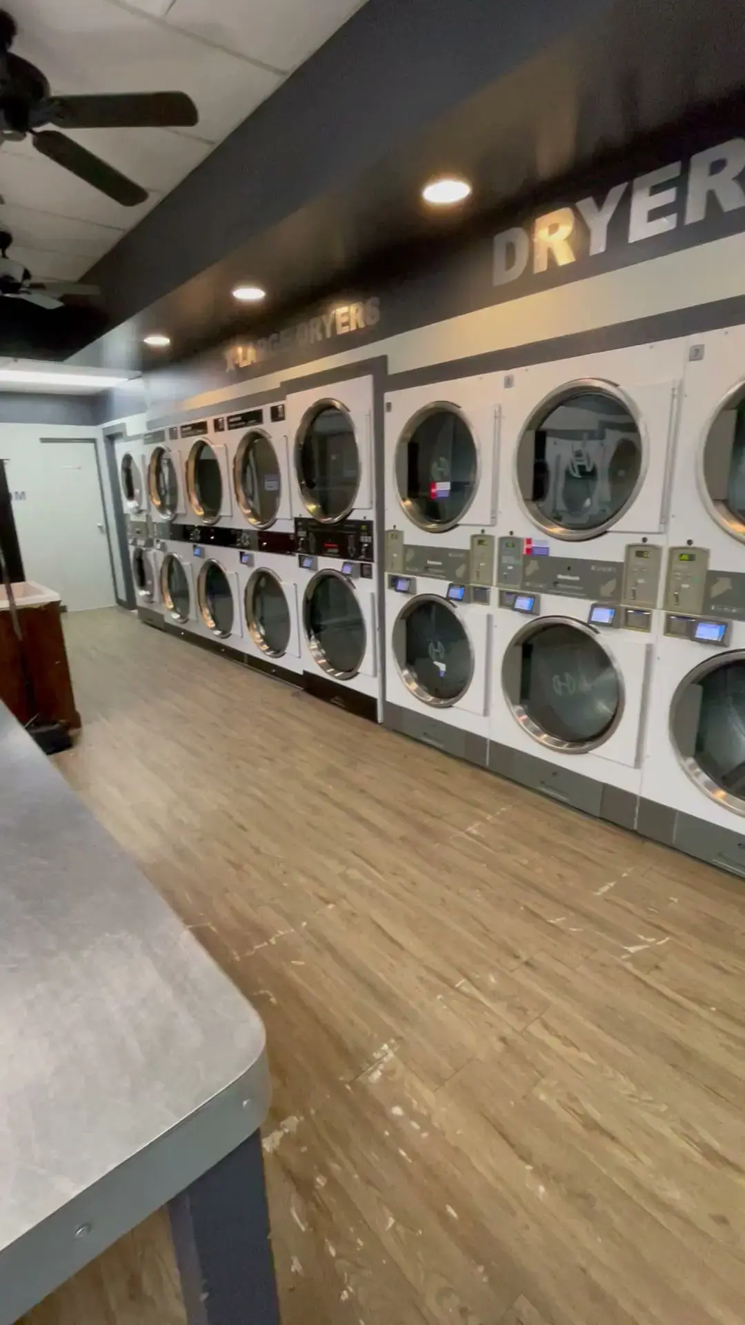 Austin Bluffs Laundry - Image 14