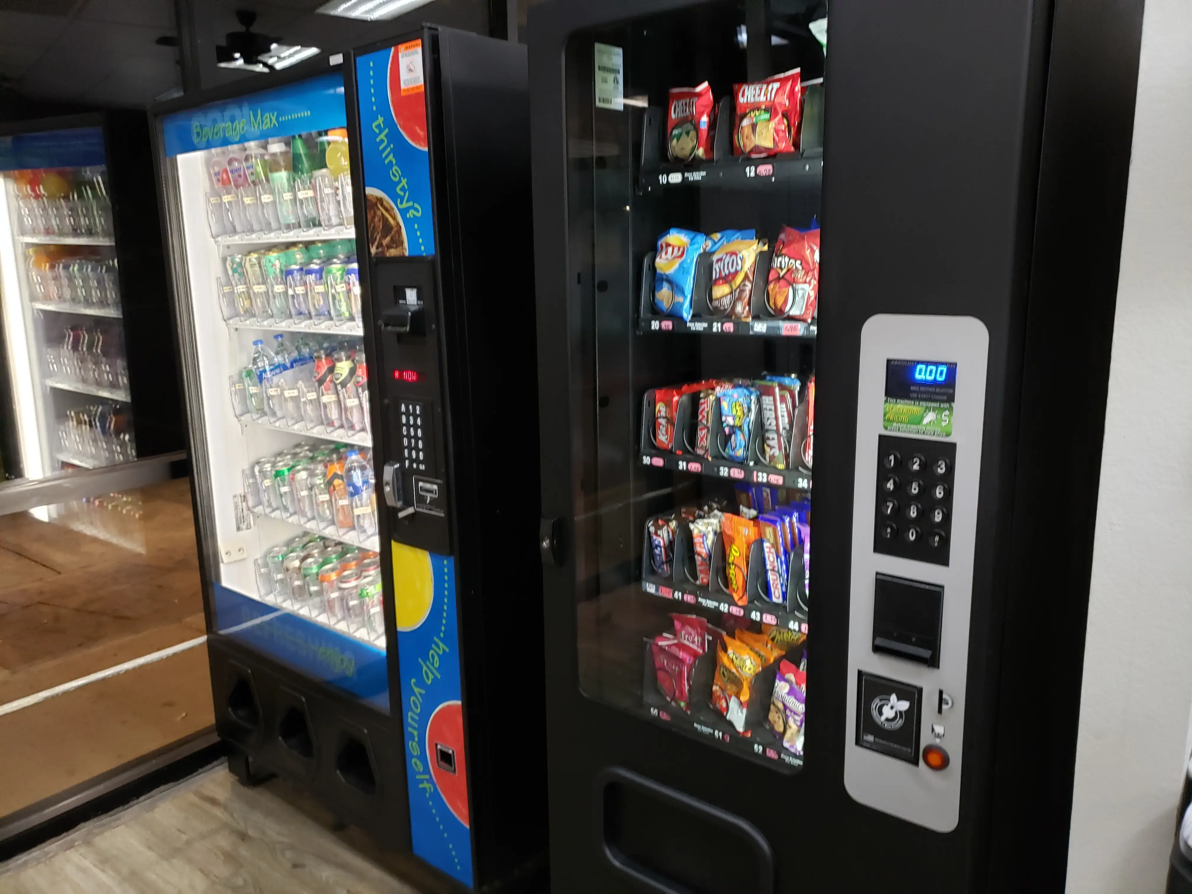 Austin Bluffs Laundry thumbnail 10