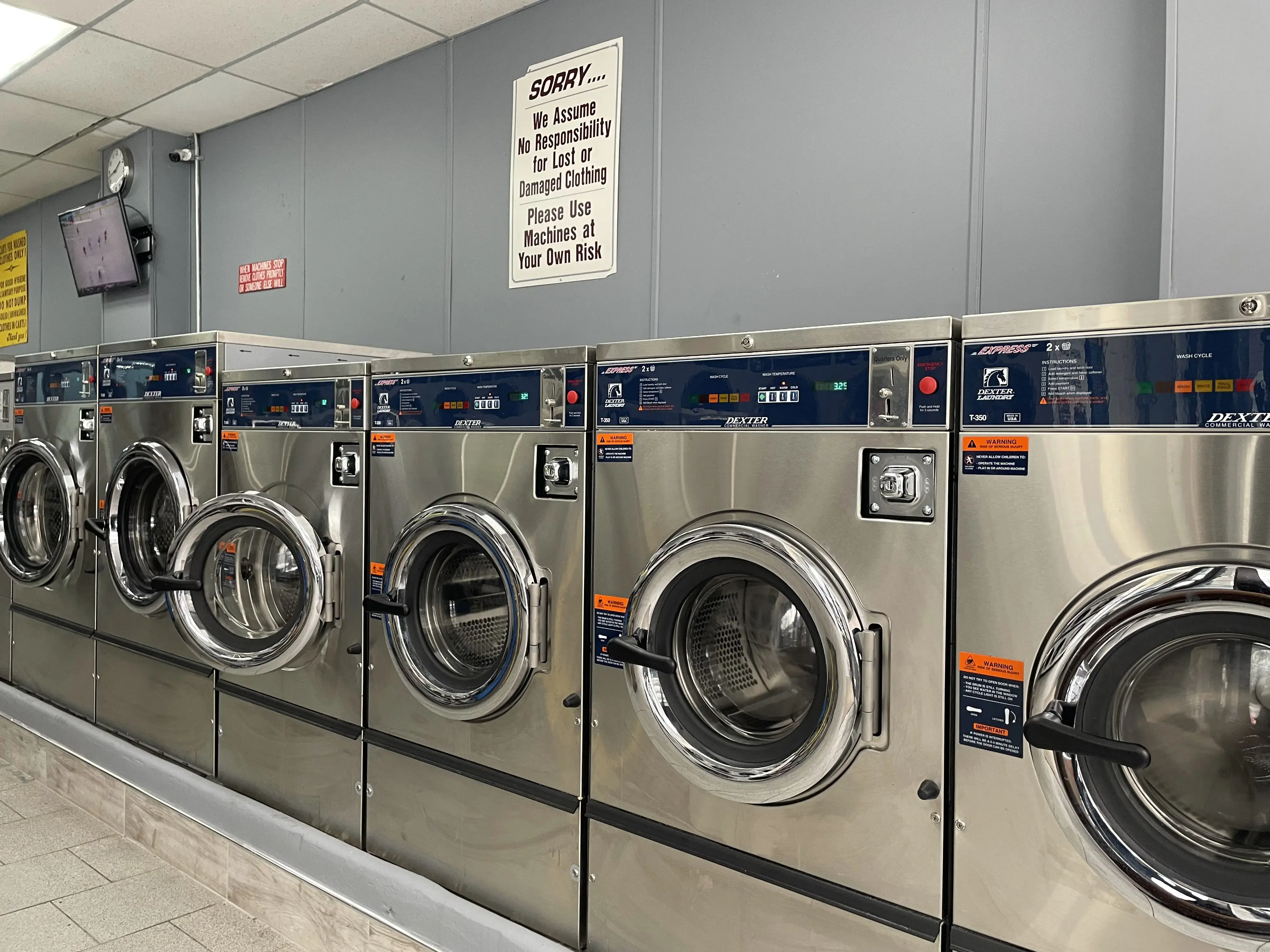 Austin C & M Laundromat thumbnail 2