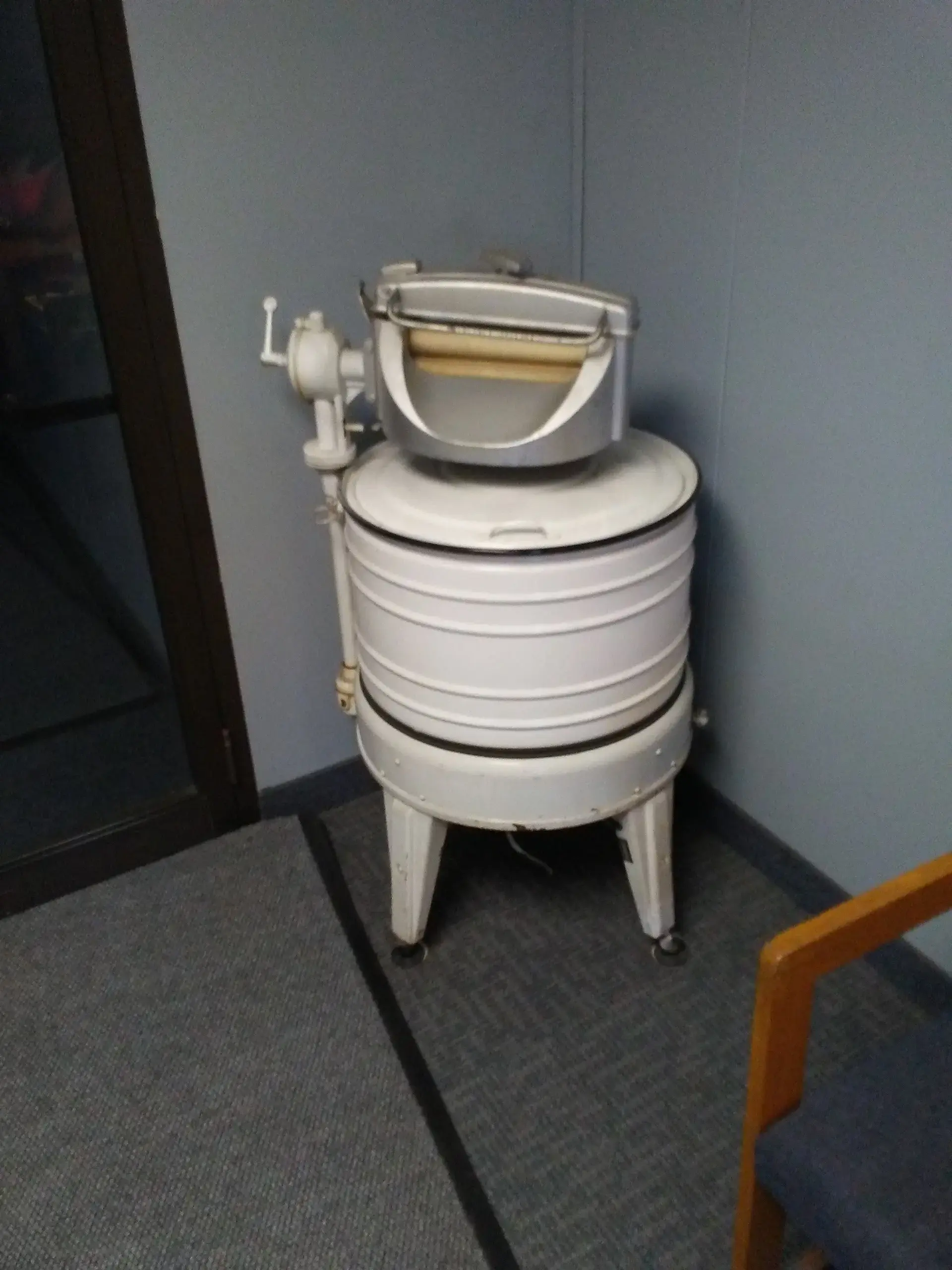 Automatic Laundry - Image 9