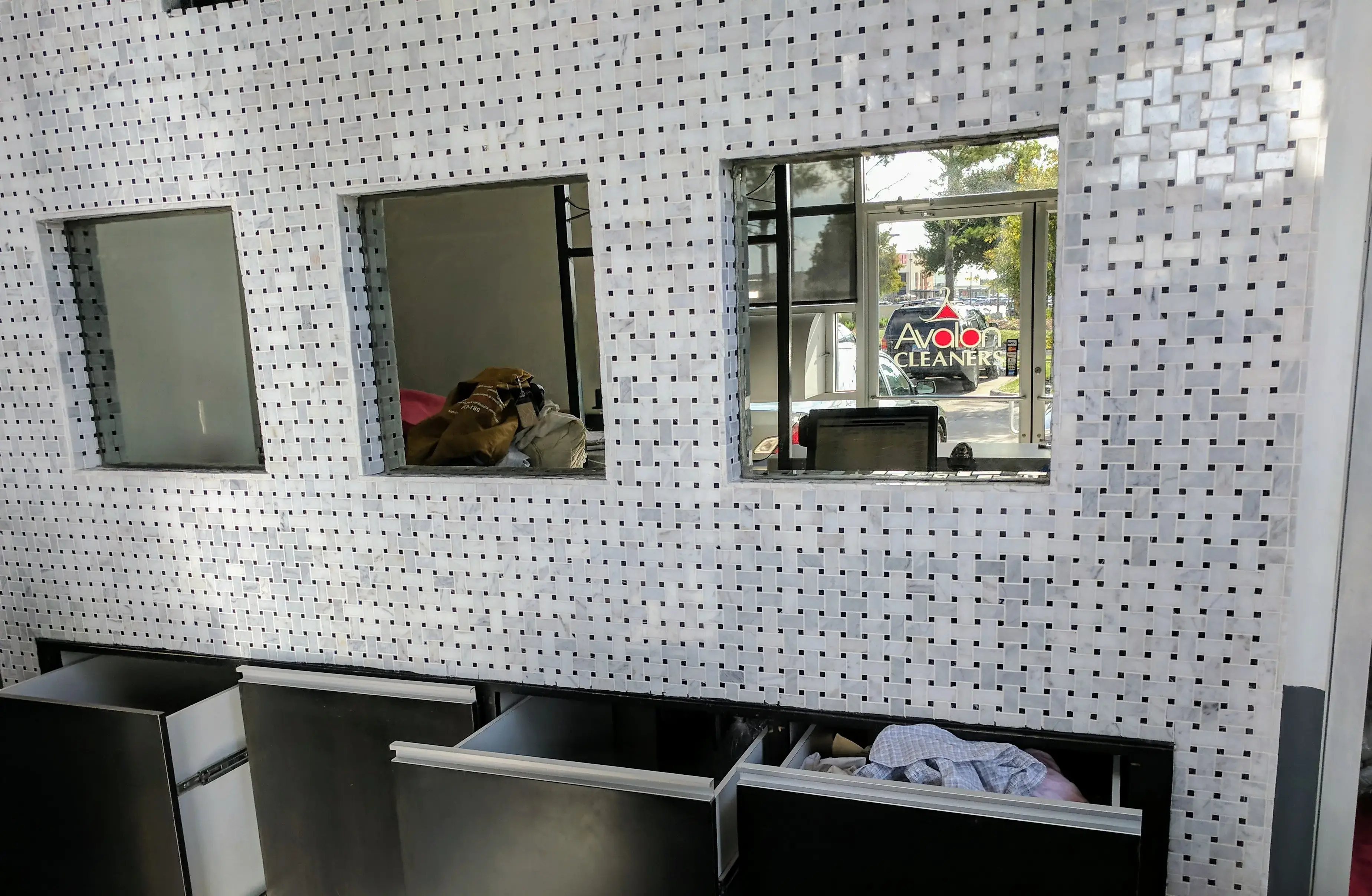 Avalon Dry Cleaners - Image 16