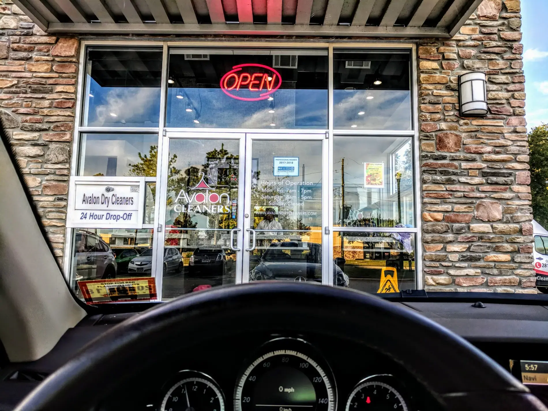 Avalon Dry Cleaners thumbnail 6