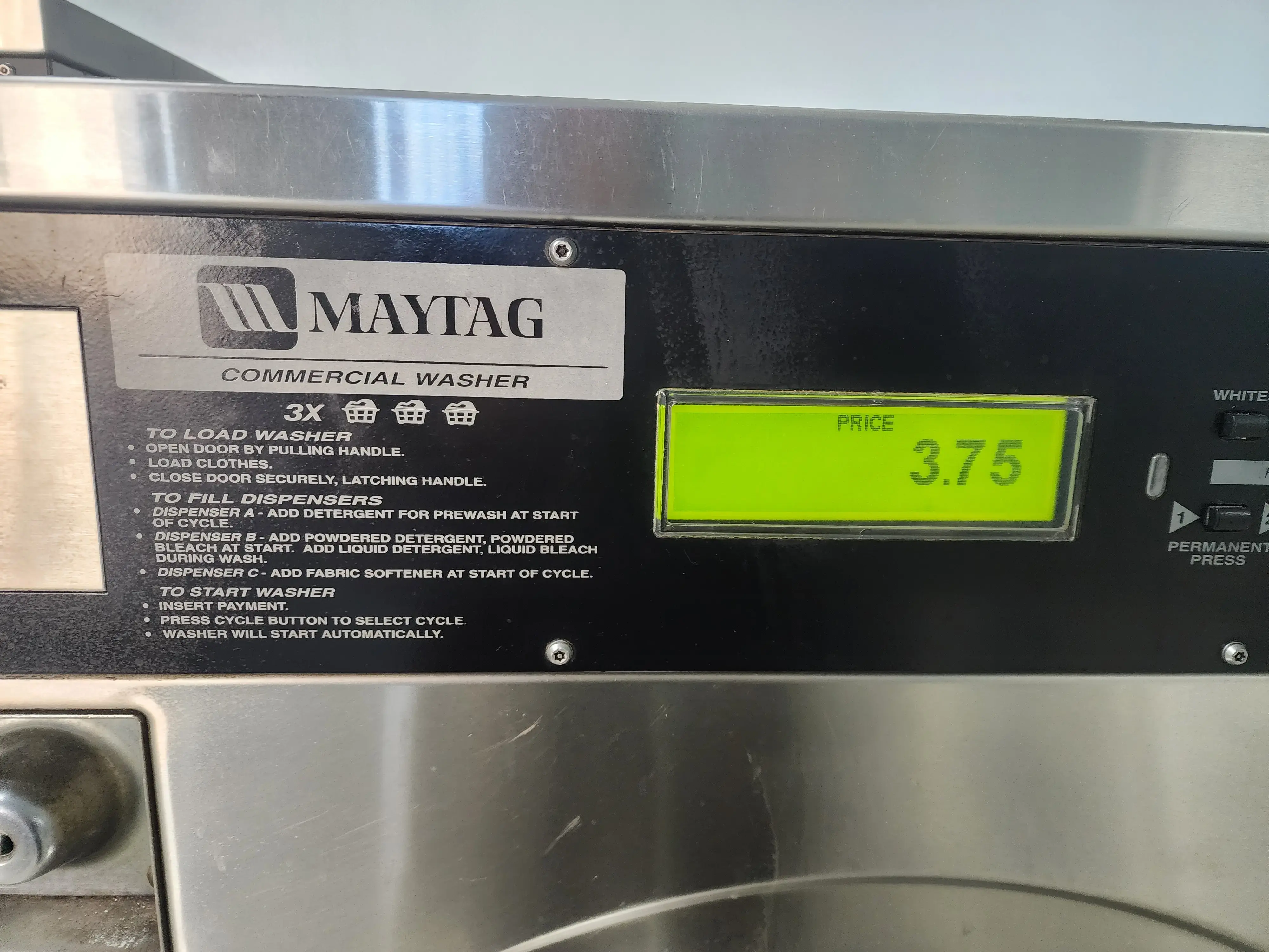 Avenue A Laundry thumbnail 14