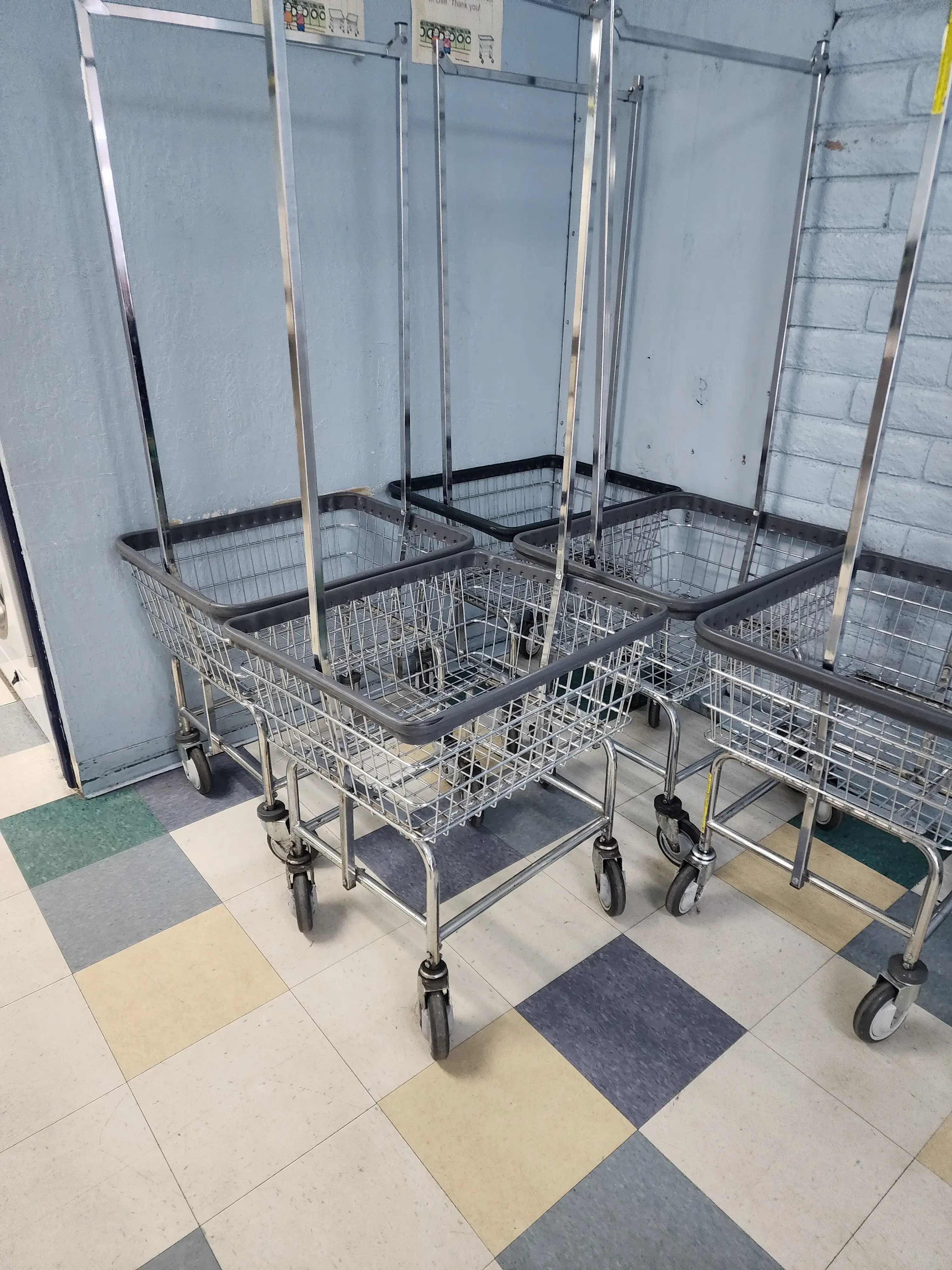 Avenue A Laundry - Image 13