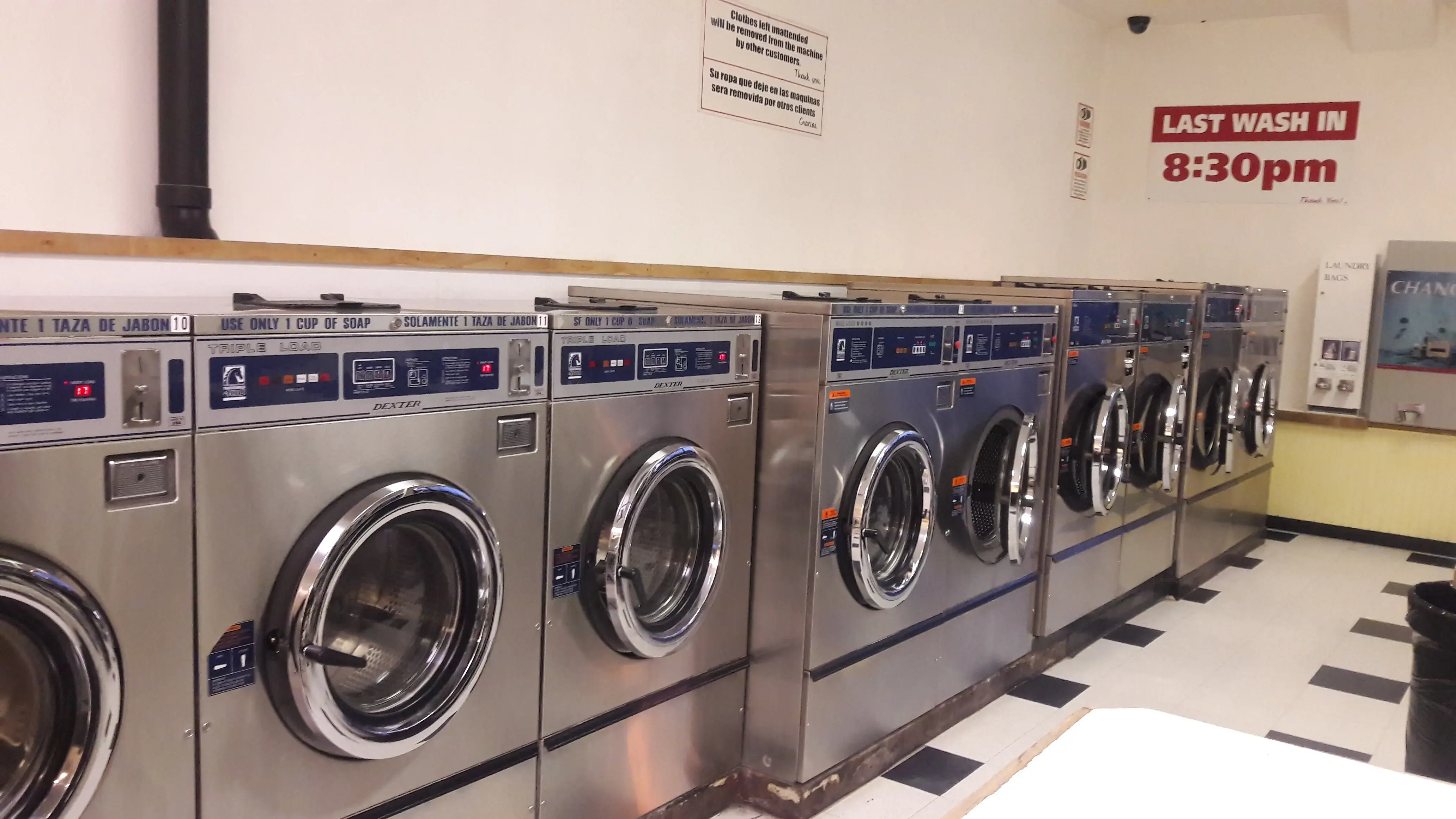 Avenue Coin Laundry thumbnail 19