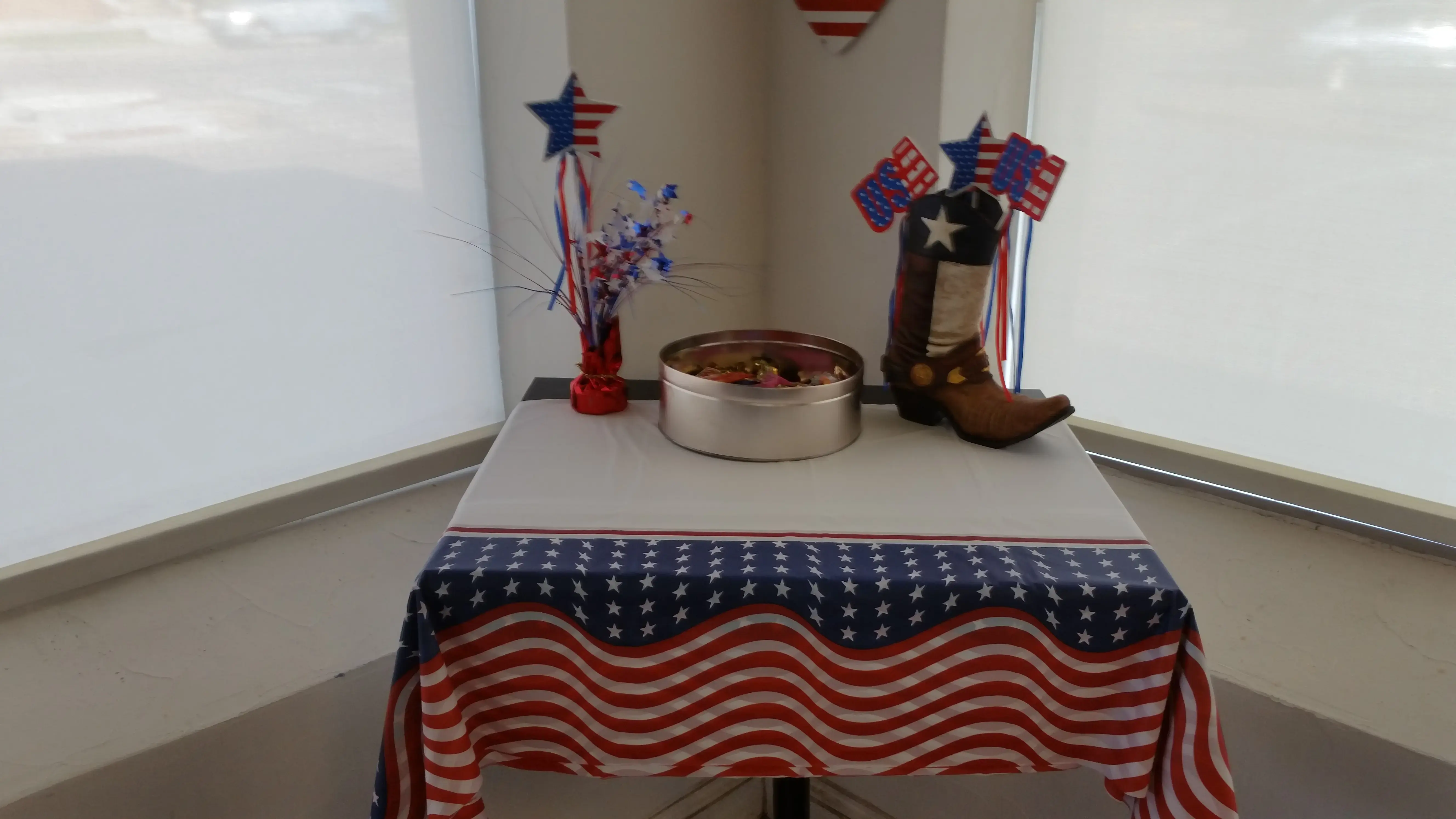 Avon Cleaners thumbnail 9