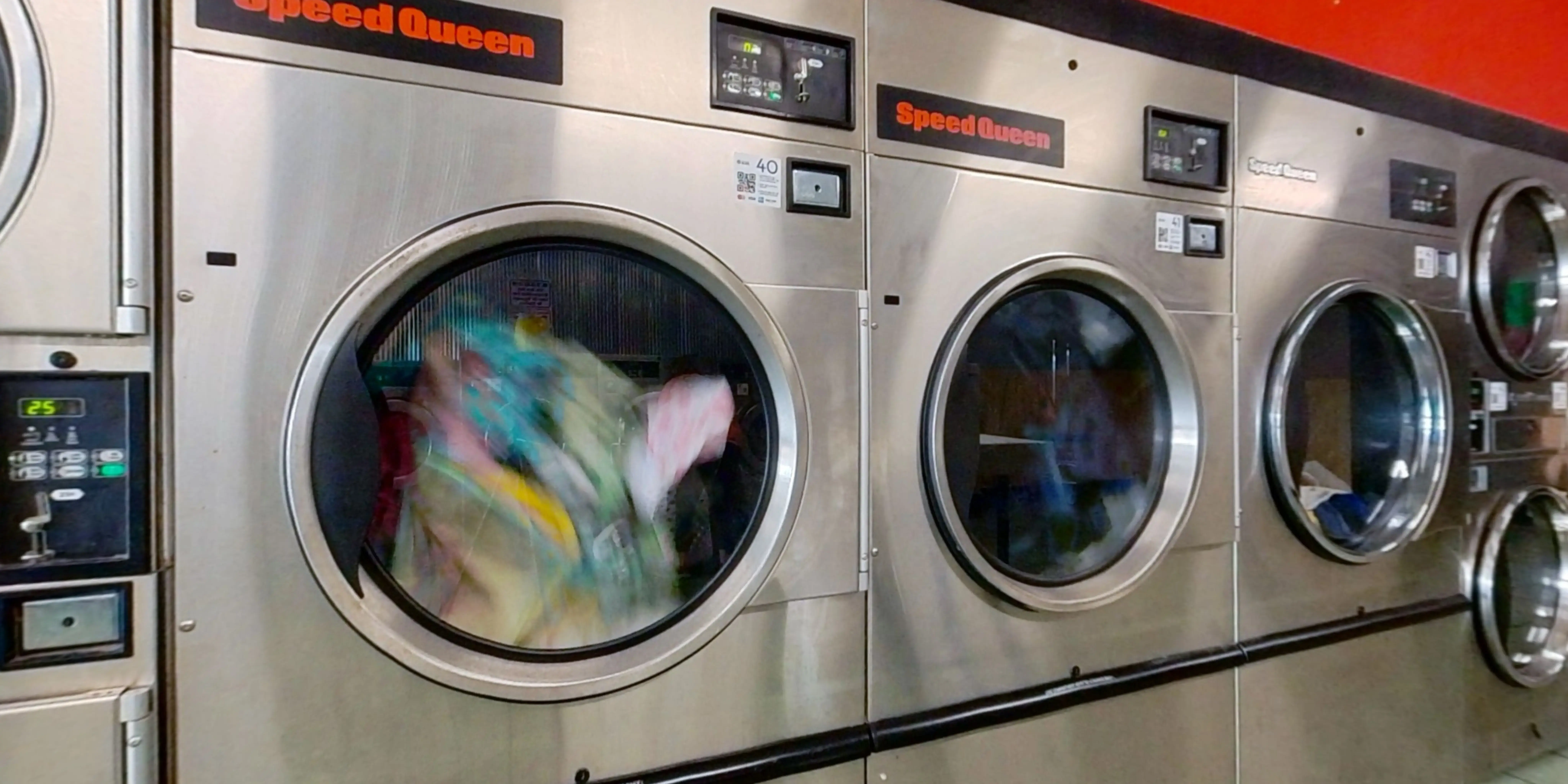Azalea 24/7 Laundromat - Image 2