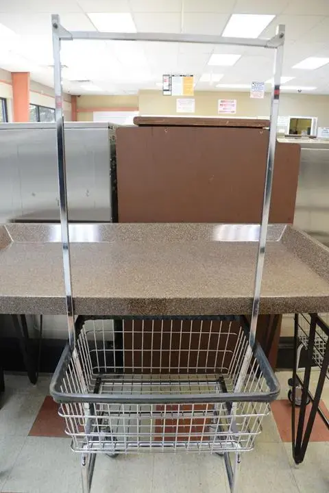 B & C Coin Laundry - Tullahoma 1 West thumbnail 12