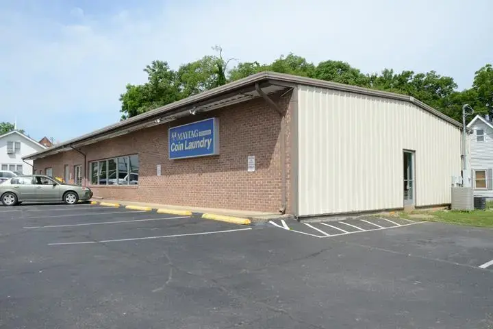 B & C Coin Laundry - Winchester thumbnail 1