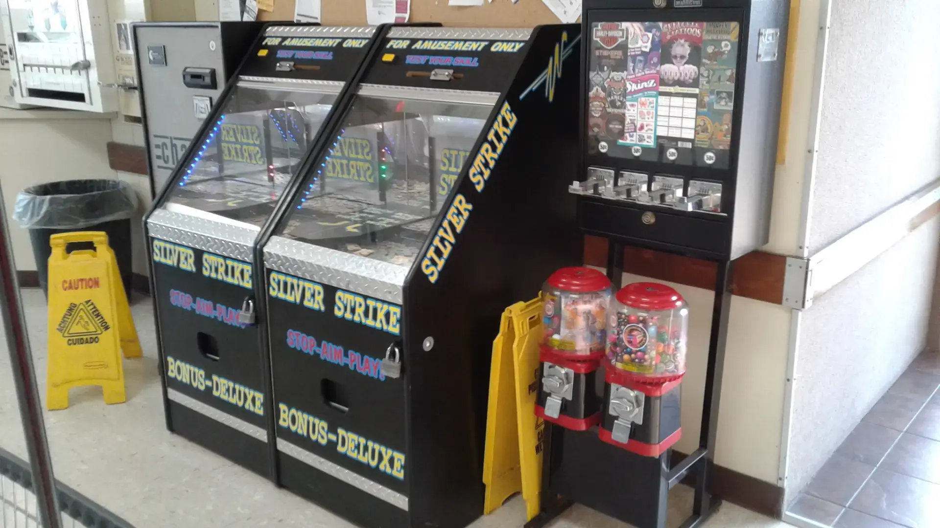 B-Clean Coin Laundromat - Image 15