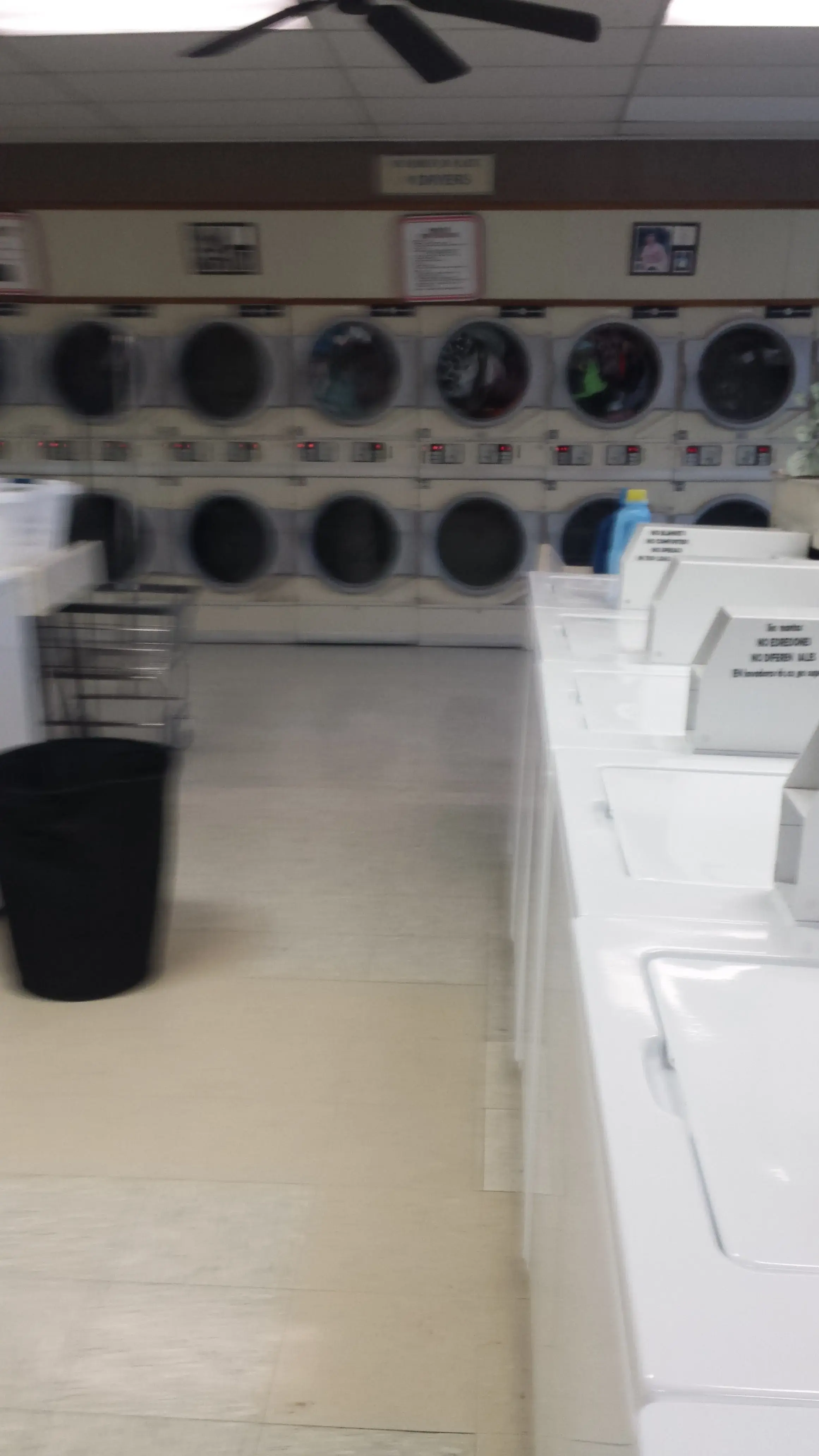 B-Clean Coin Laundromat thumbnail 19