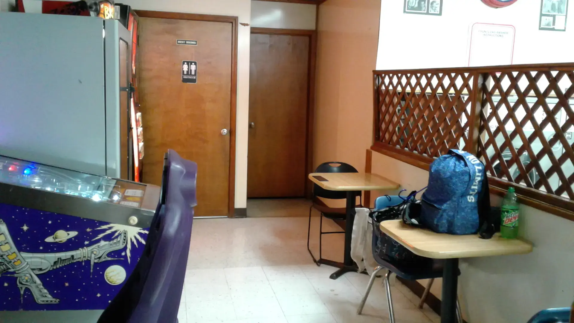 B-Clean Coin Laundromat - Image 8