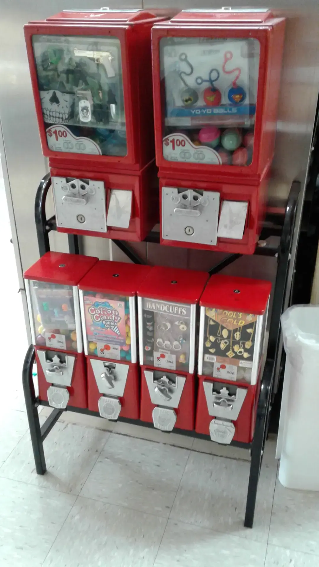 B-Clean Coin Laundromat - Image 17