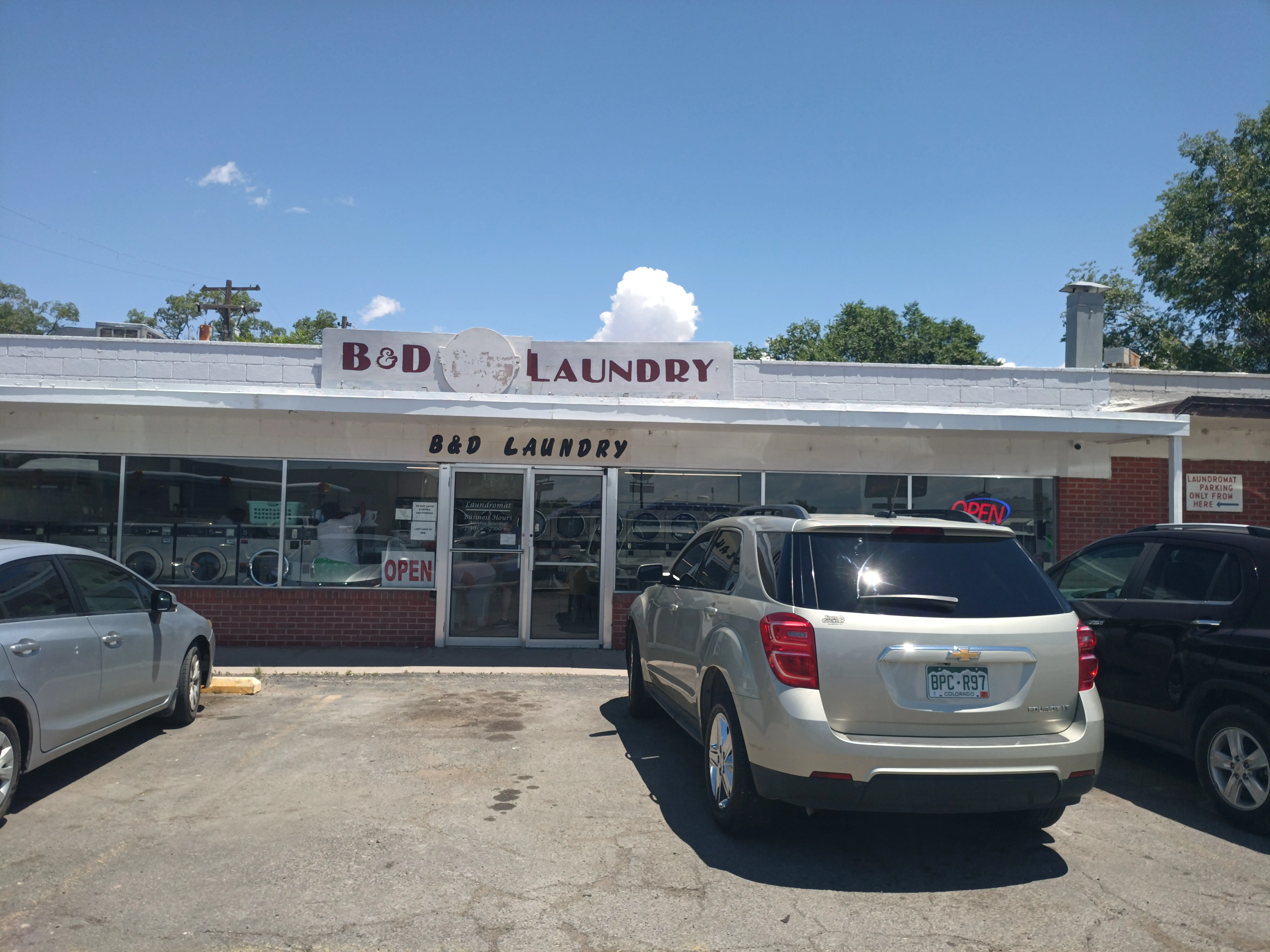 B & D's Laundromat location