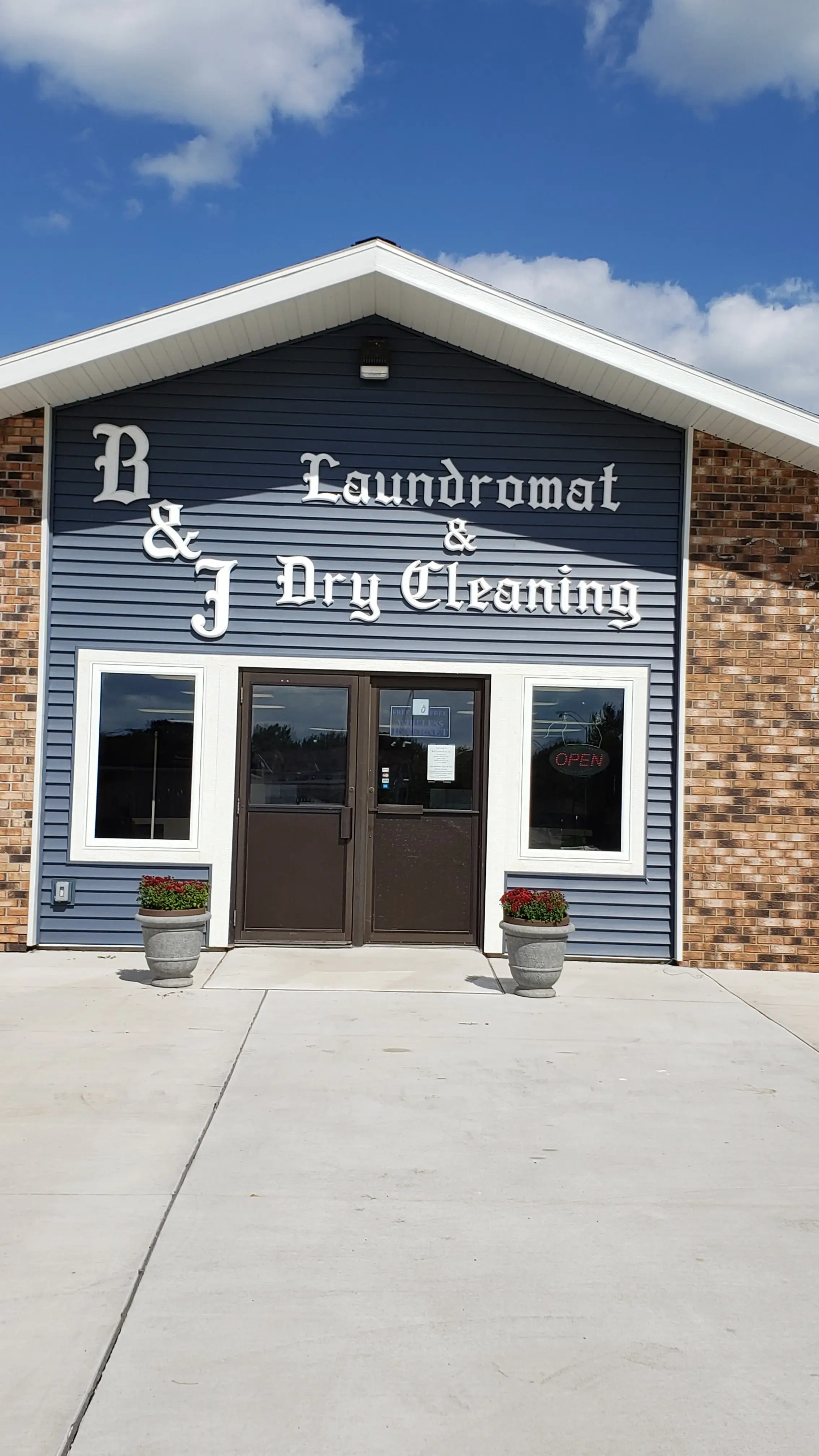 B & J Laundromat, LLC thumbnail 1