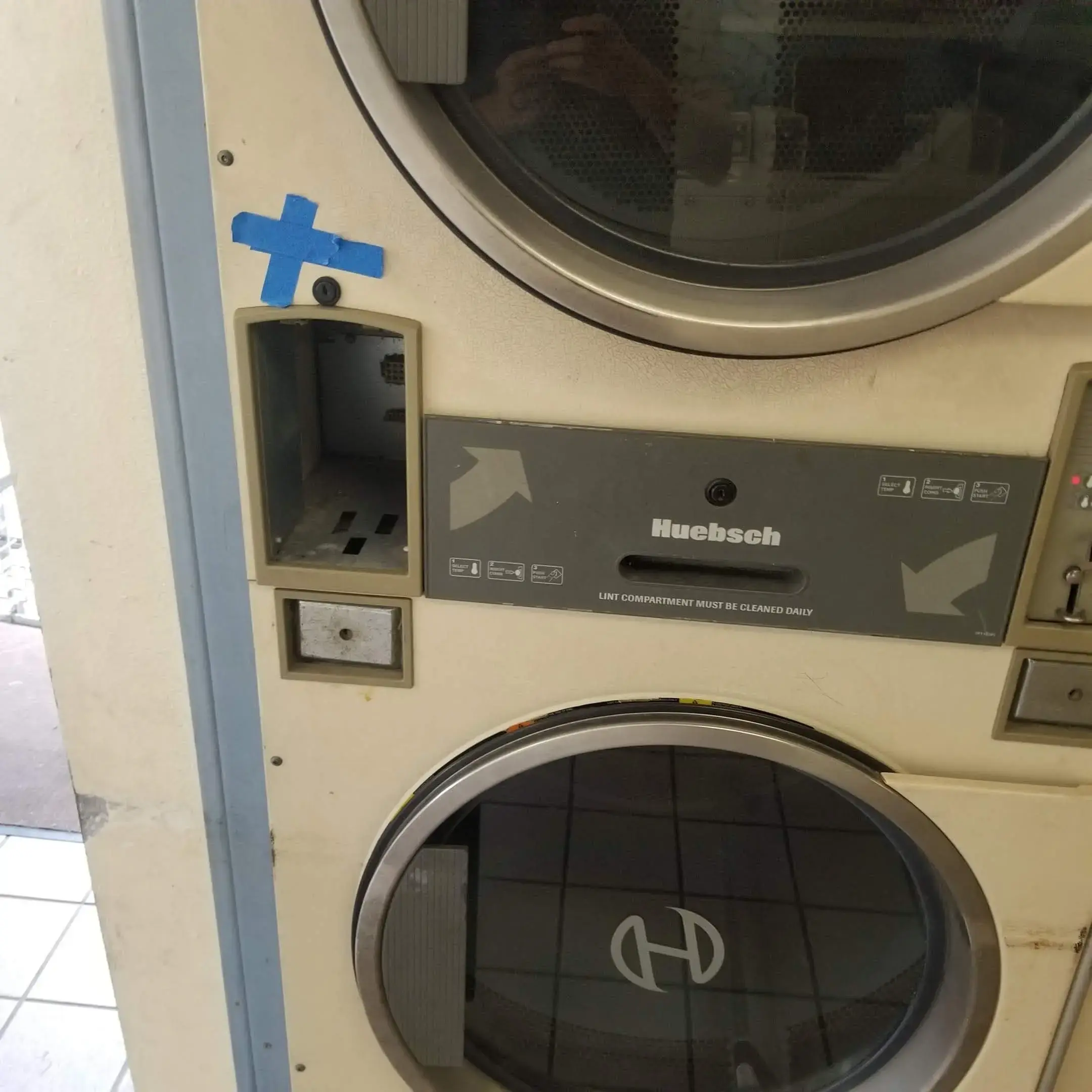 Baker Washateria - Image 16