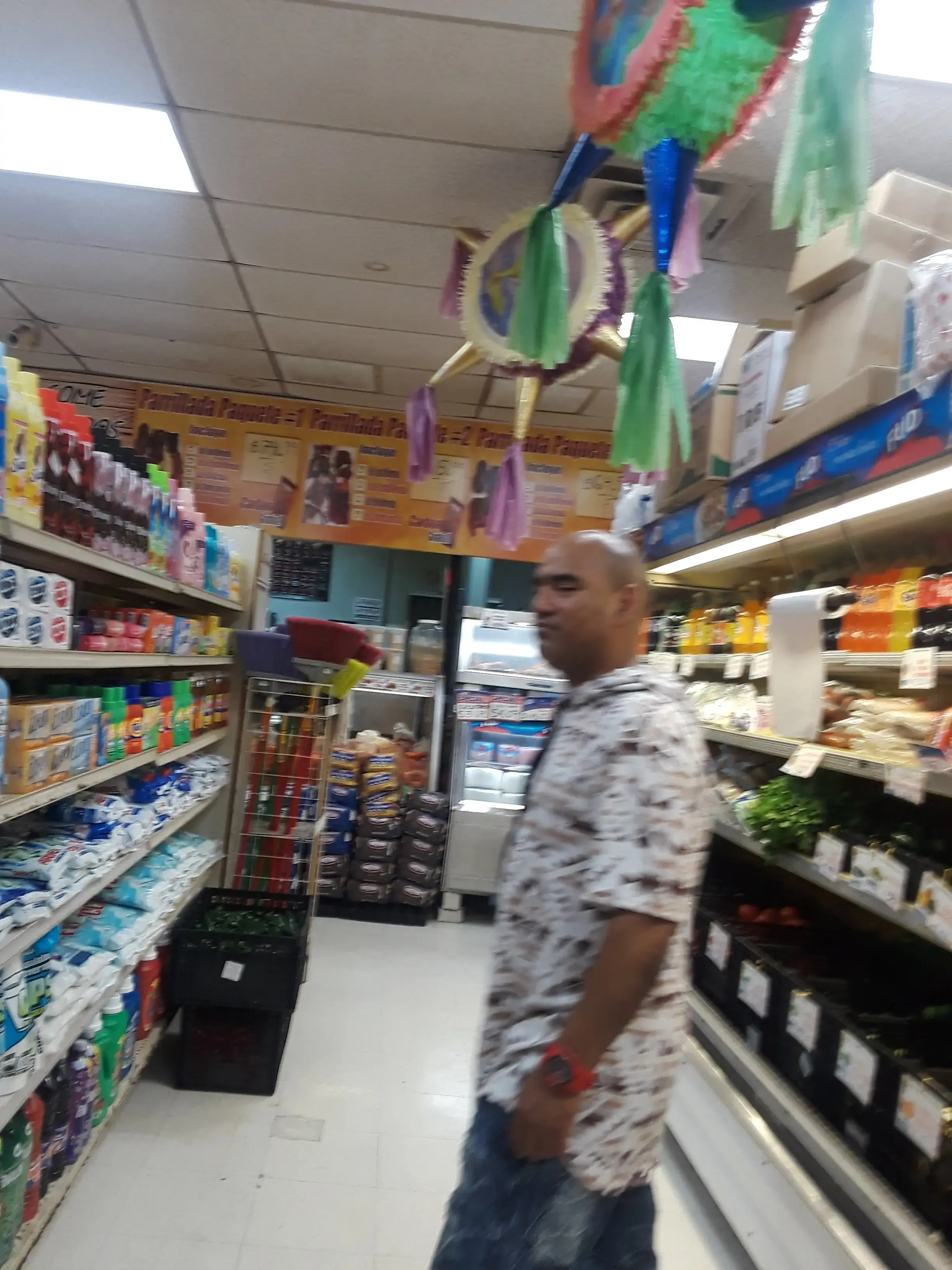 Baker Washateria - Image 15