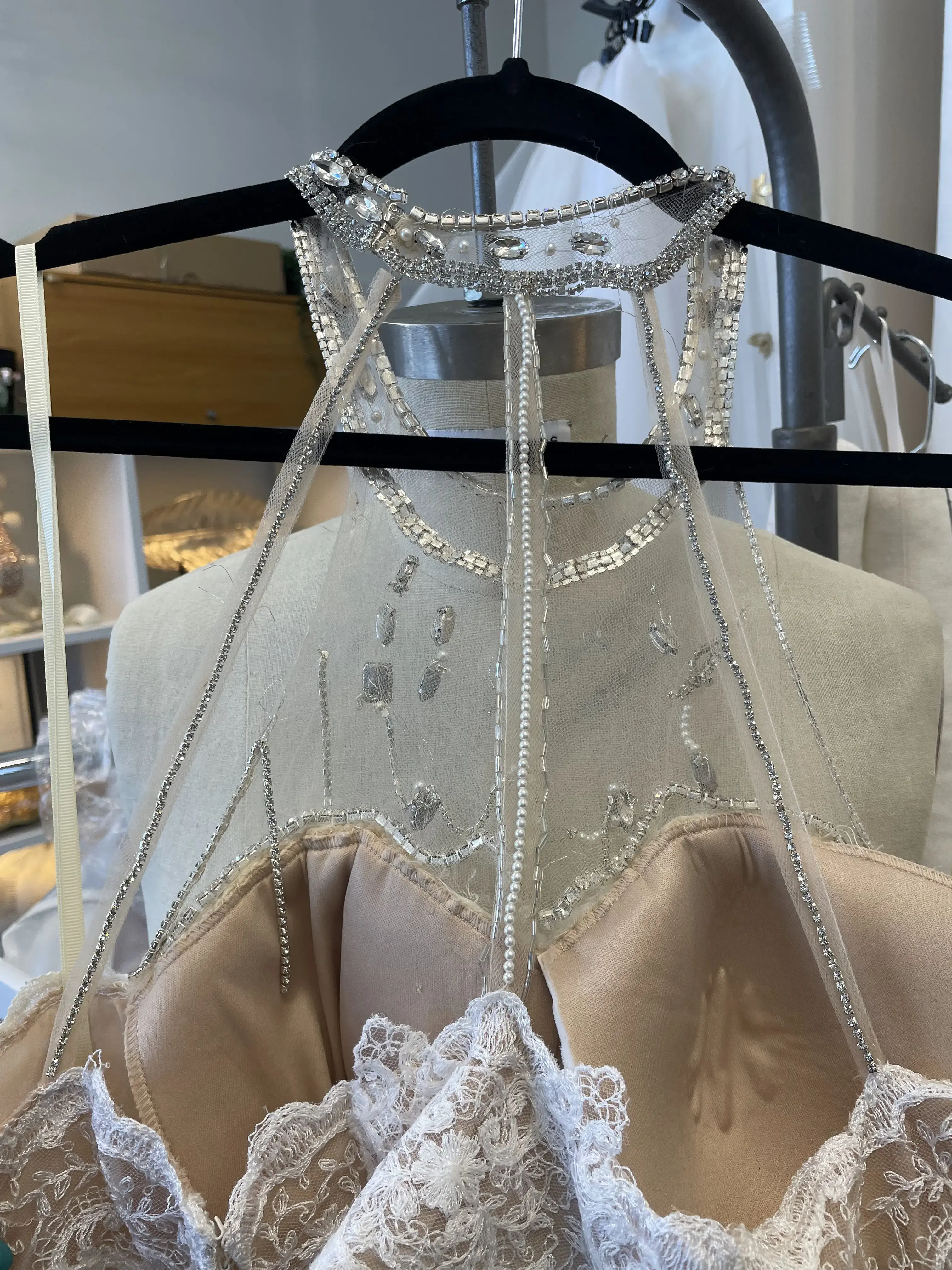 Bakker's Fine Dry Cleaning thumbnail 5