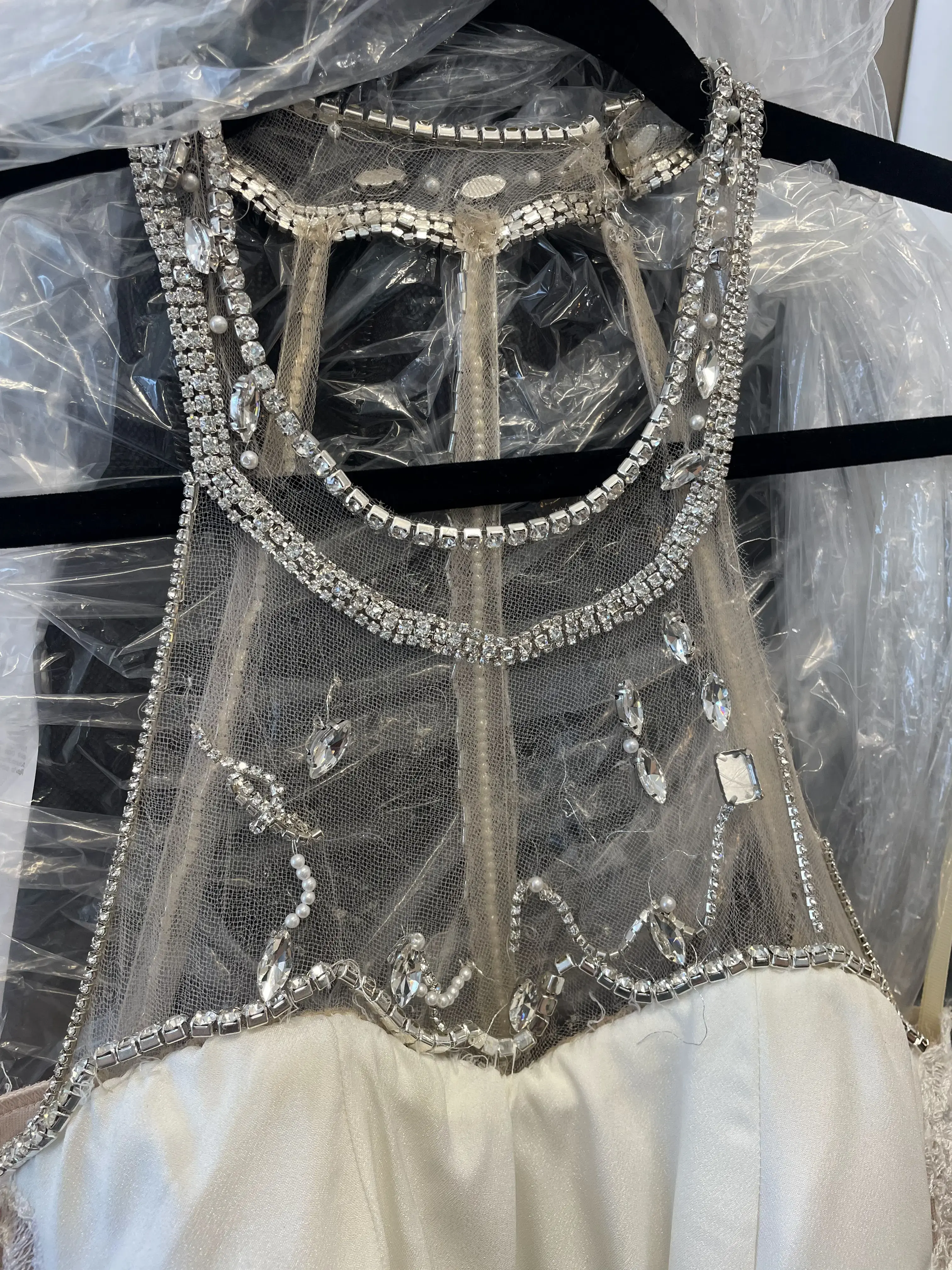 Bakker's Fine Dry Cleaning - Image 9