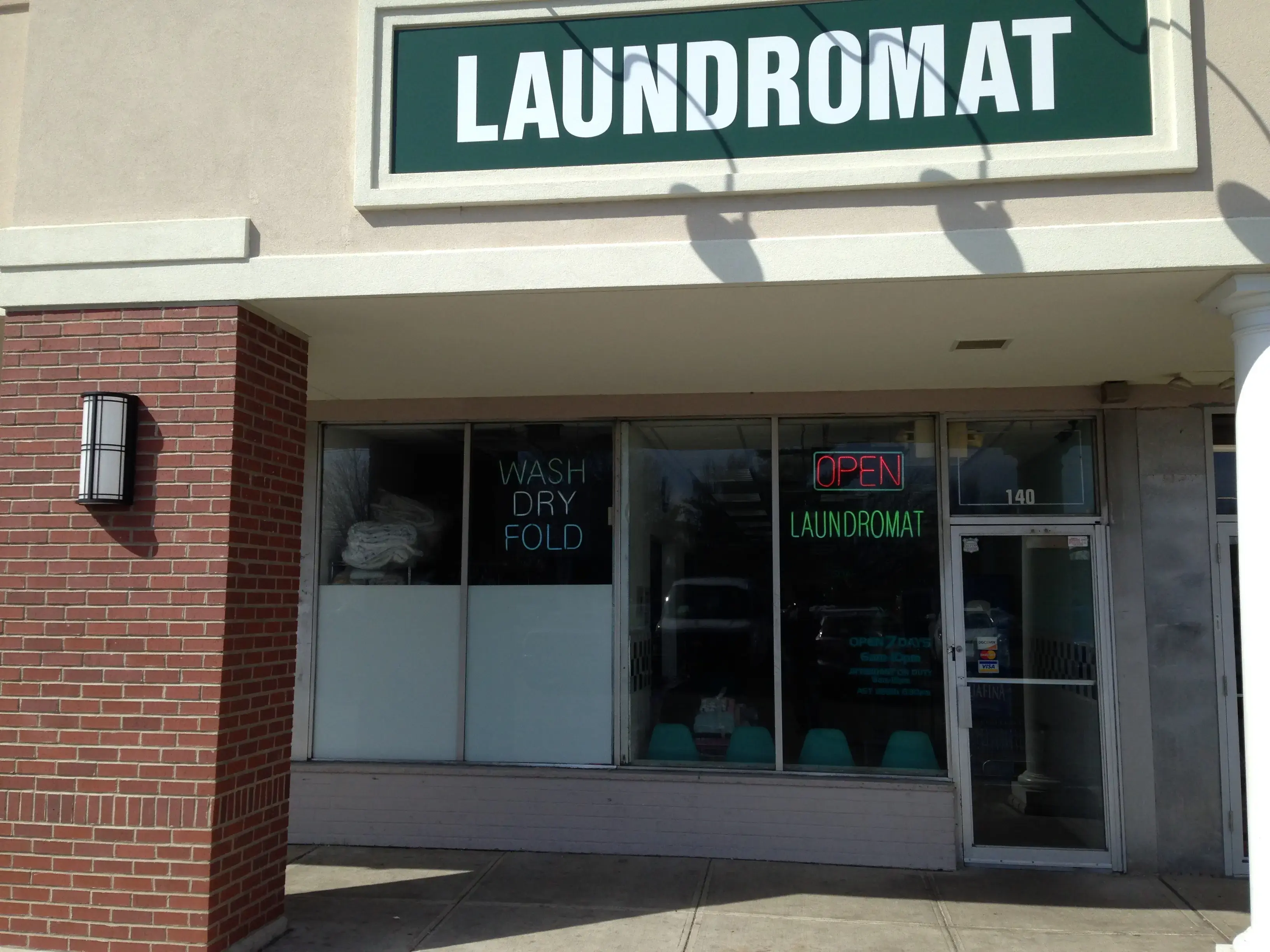 Baldwin Laundromat - Image 16