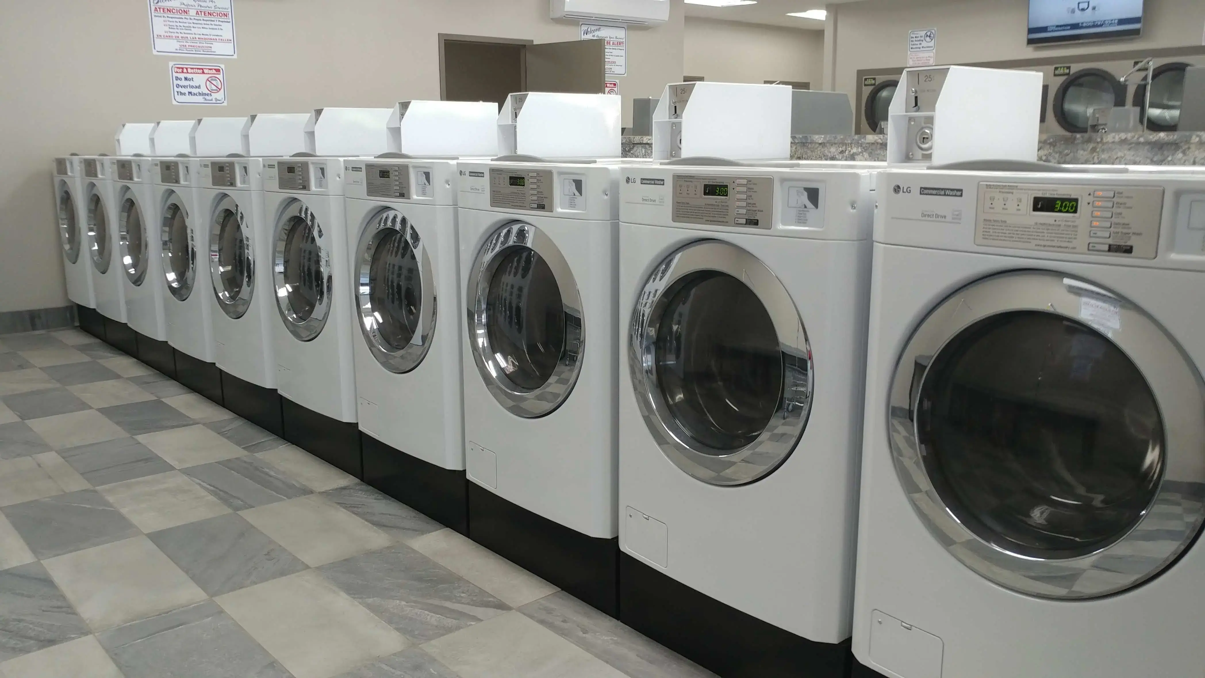 BAM'S COIN LAUNDRY thumbnail 13