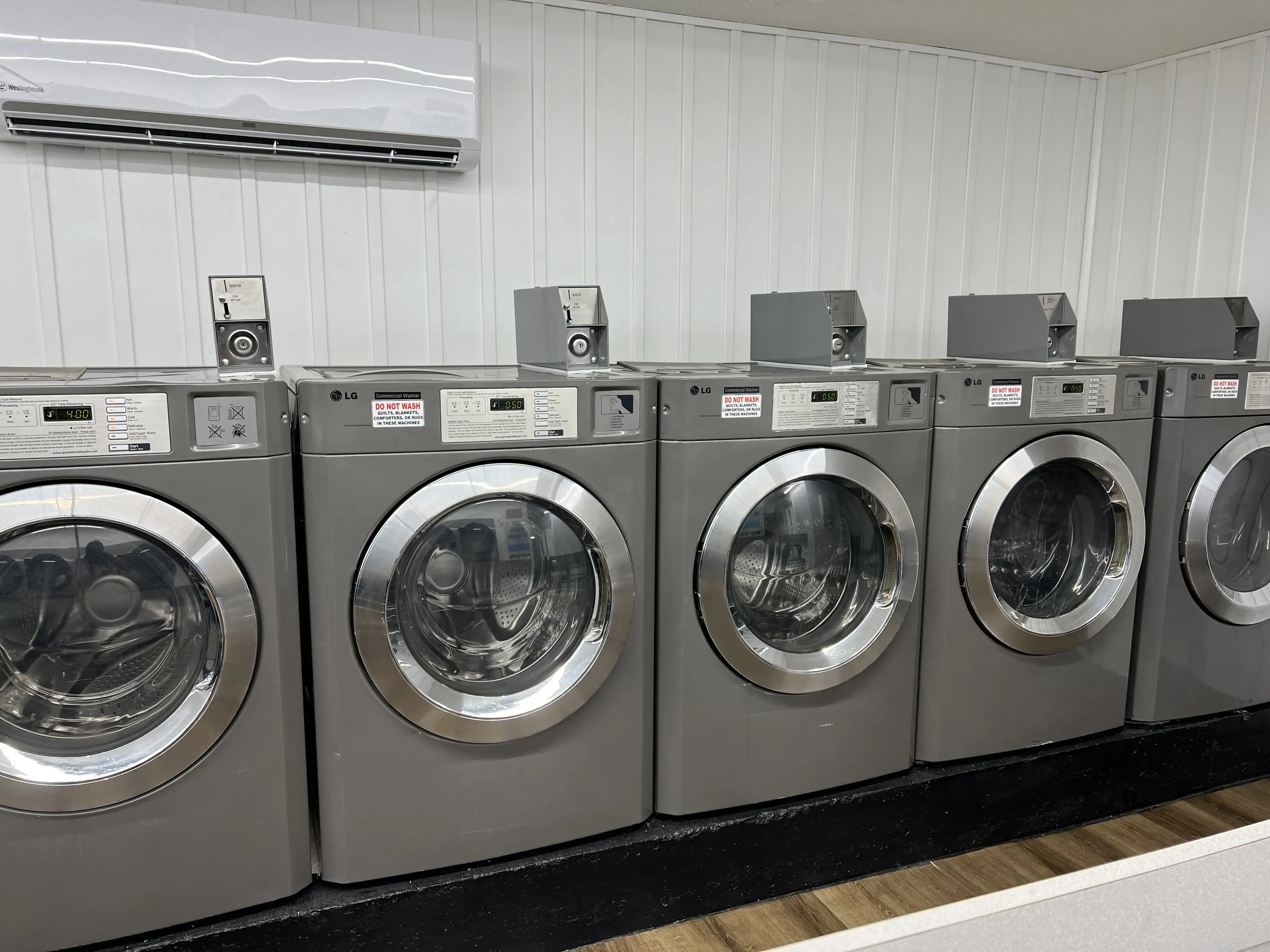 BAM’S COIN LAUNDRY LLC LIL BAM’S thumbnail 7