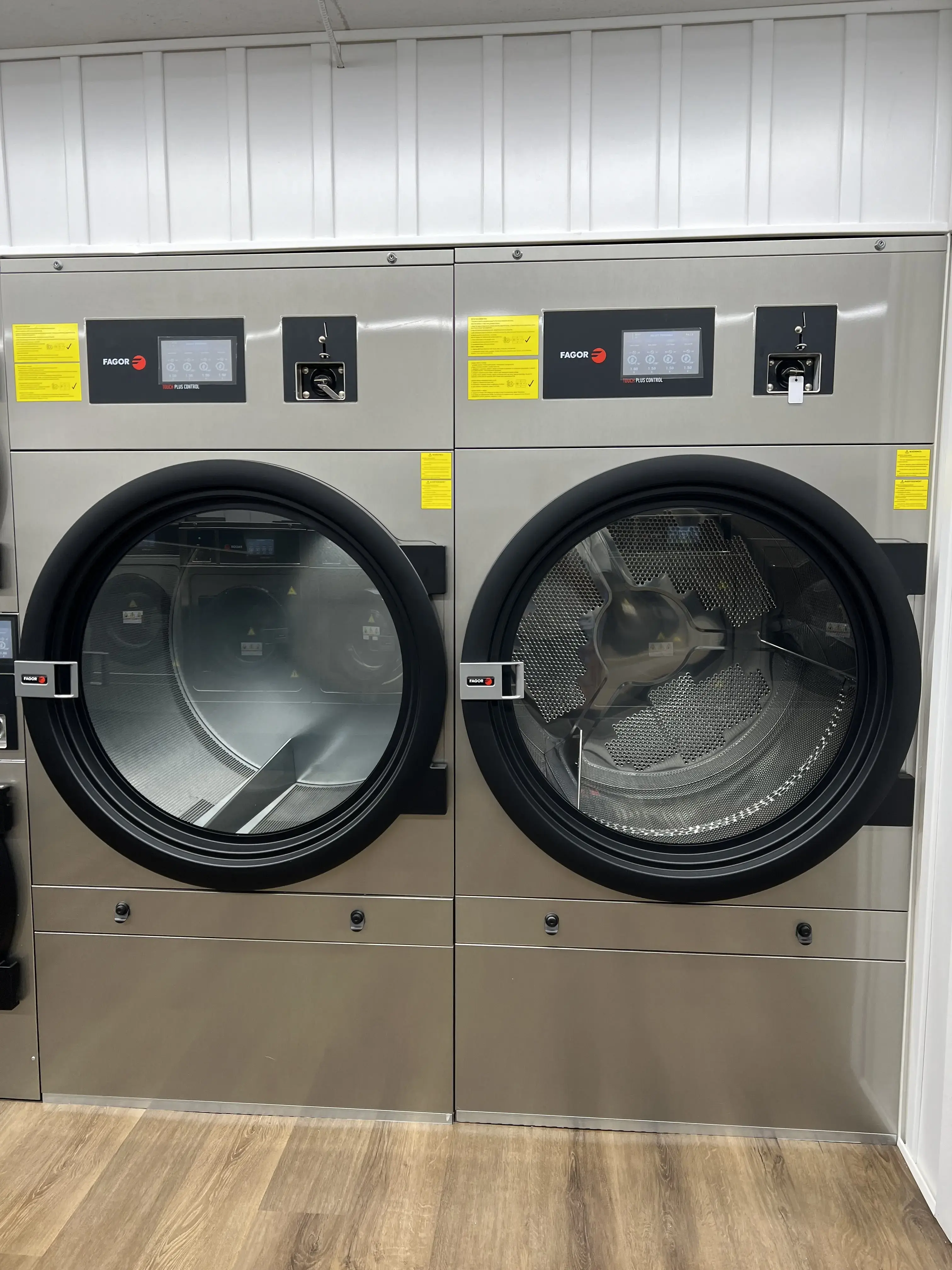 BAM’S COIN LAUNDRY LLC LIL BAM’S thumbnail 8