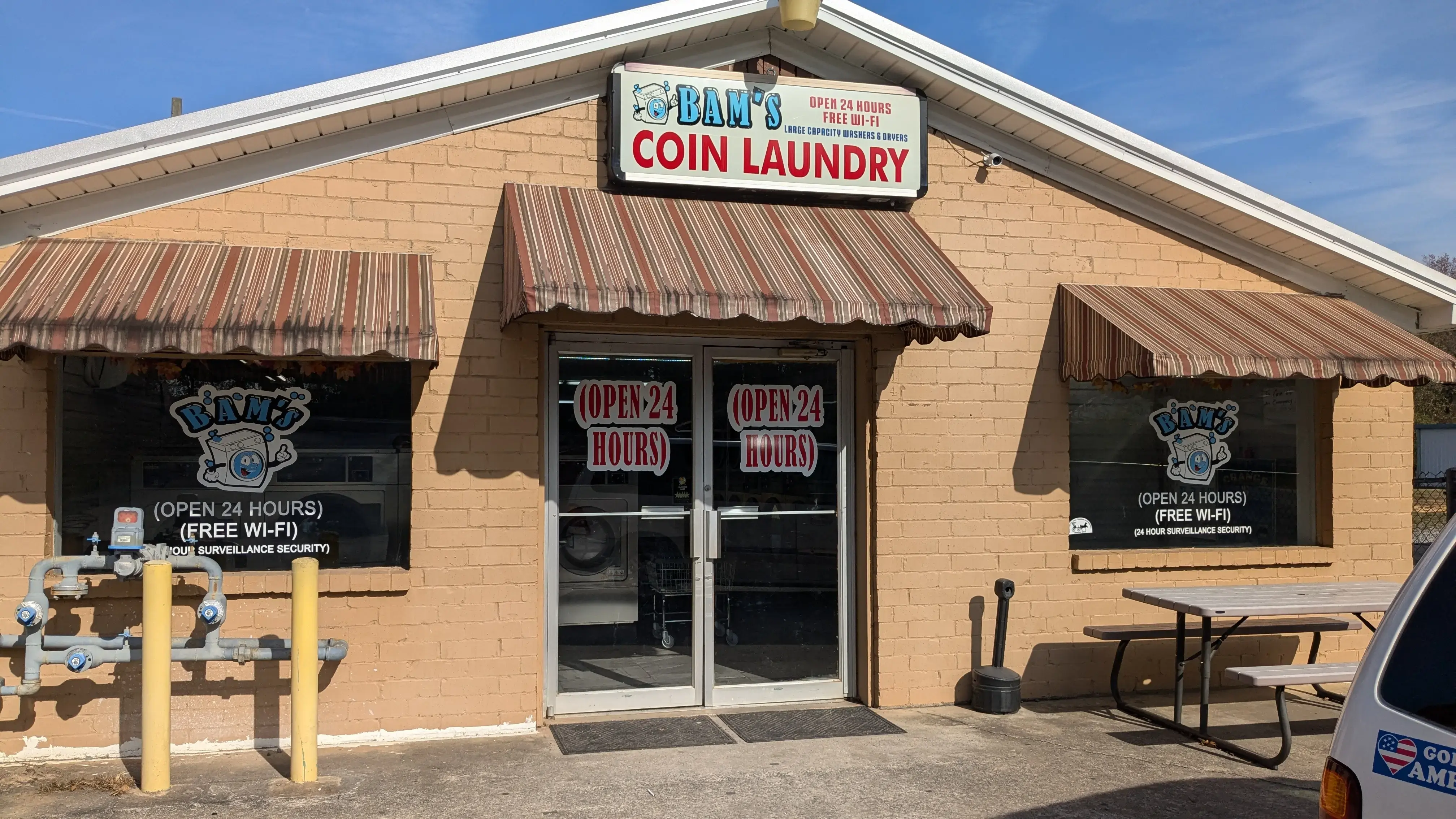 Bam's Coin Laundry - Image 1