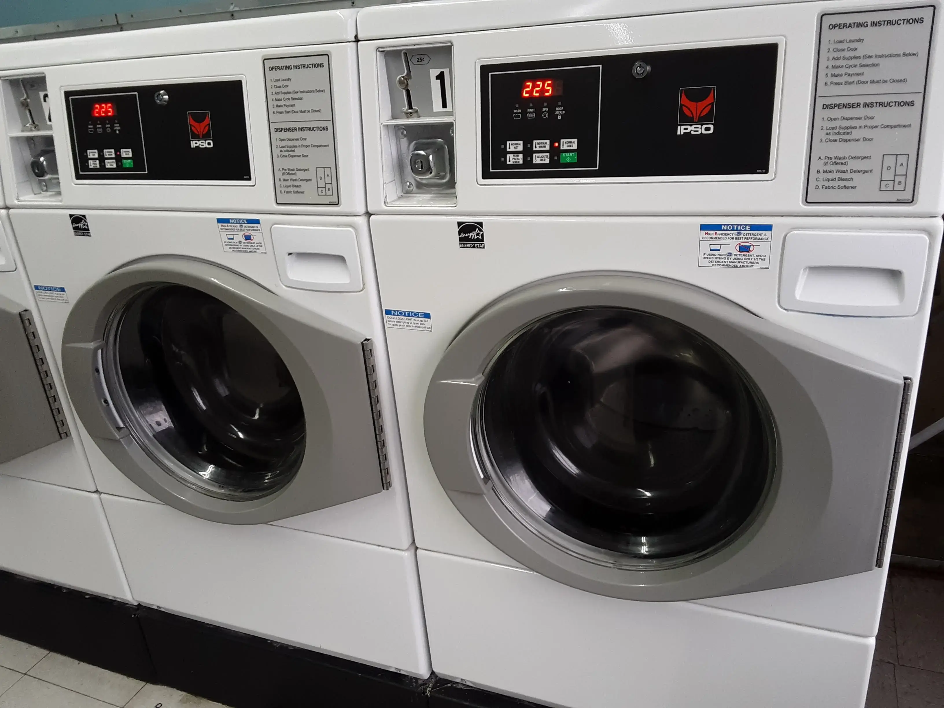Bam's Laundry World II thumbnail 5