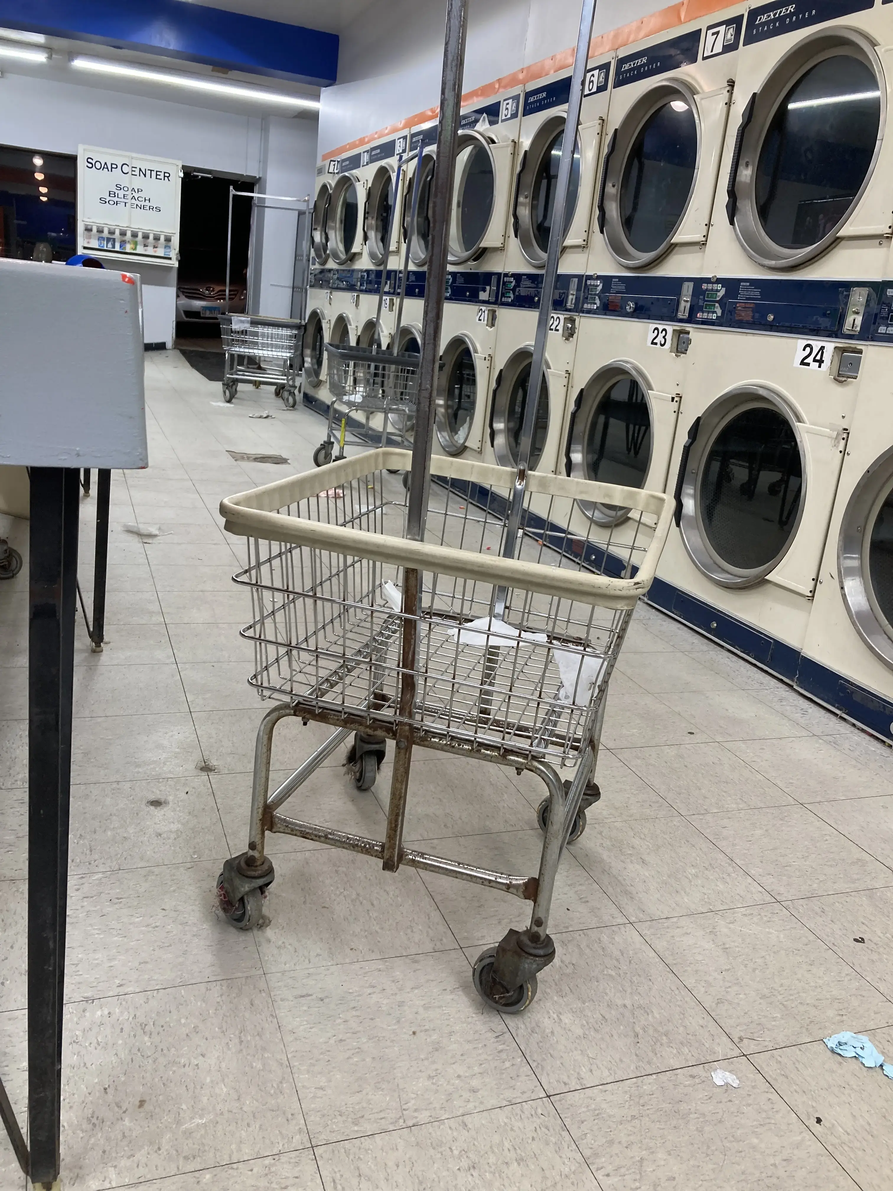 Bam's Laundry World II - Image 2