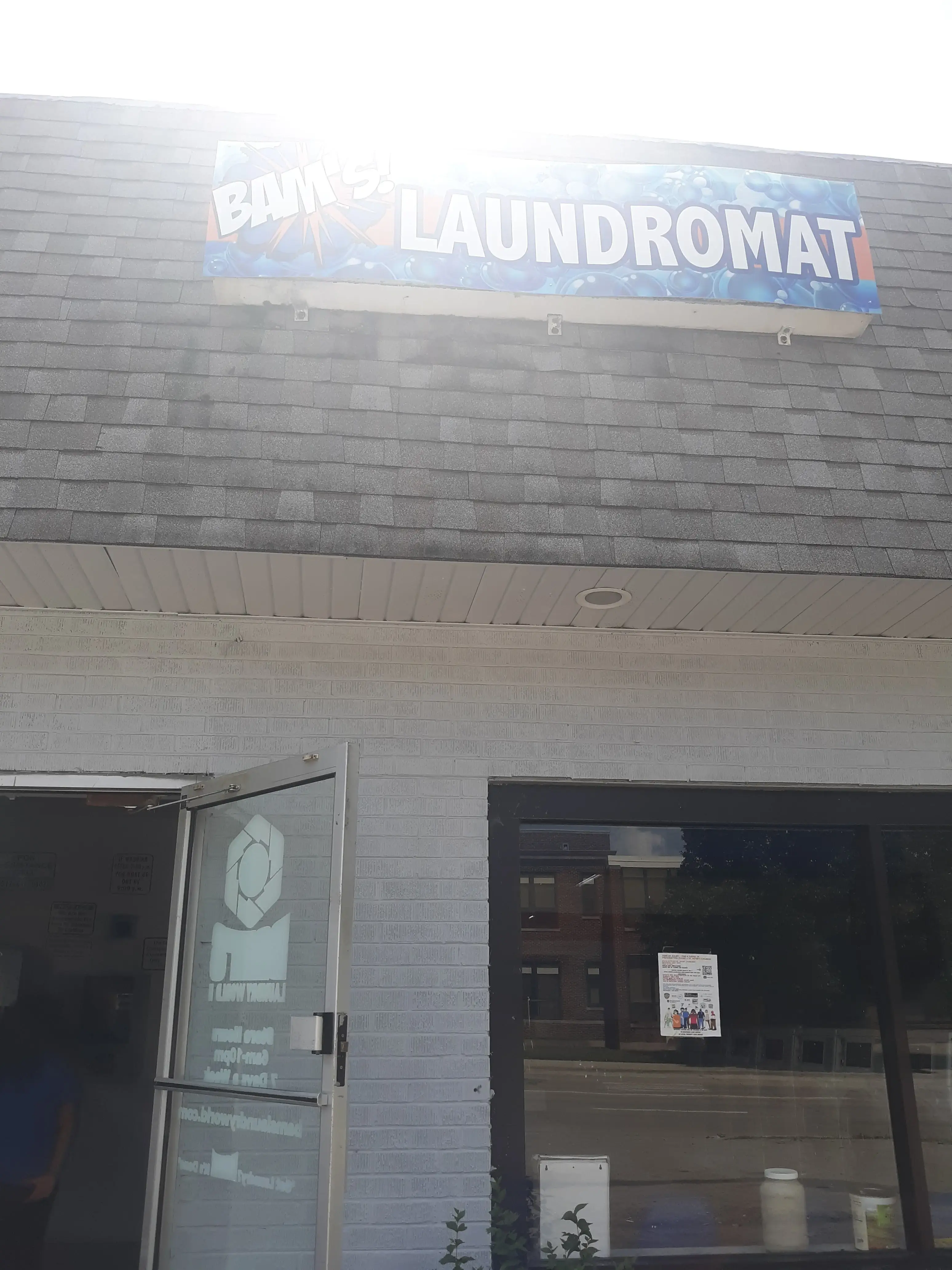 Bam's Laundry World II thumbnail 6