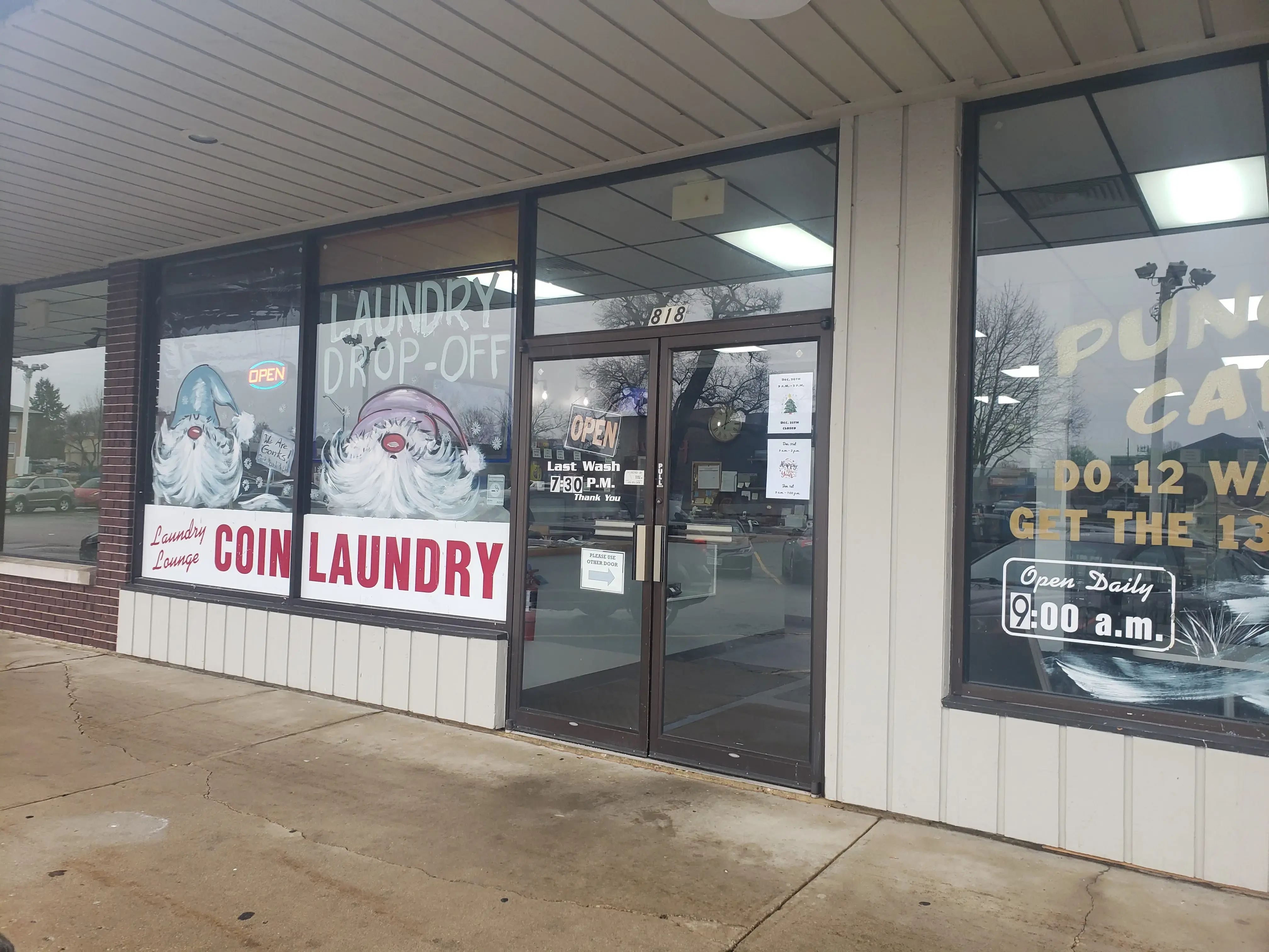 Barb City Laundry thumbnail 4